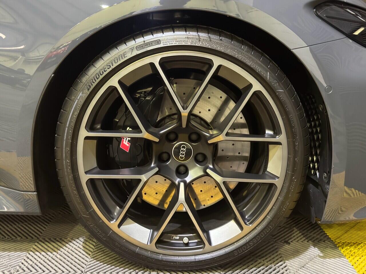 Audi RS5 view 7
