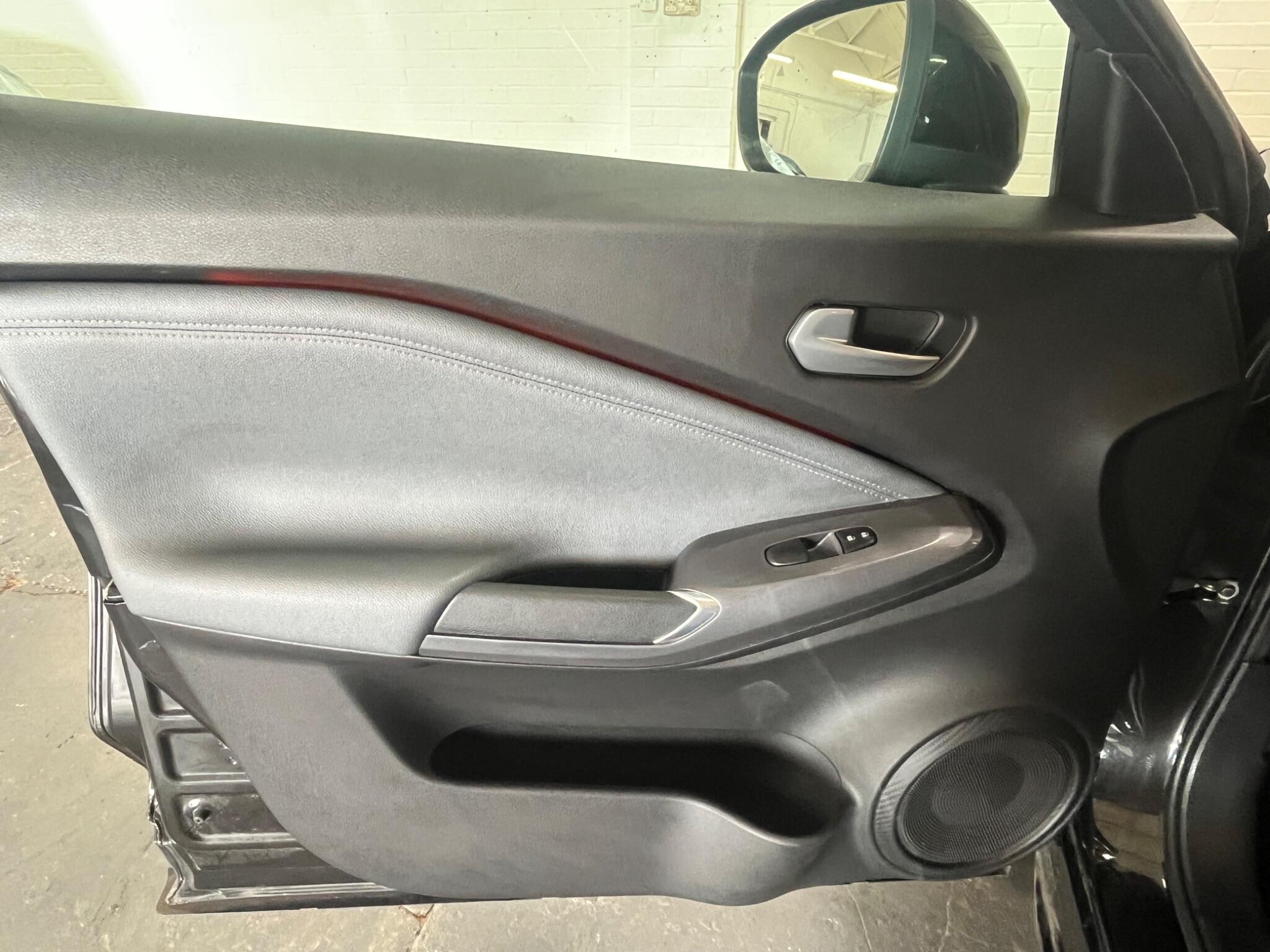 2021 Nissan Juke 1.0 DIG-T Tekna DCT Auto Euro 6 (s/s) 5dr • 35,000 miles image 32