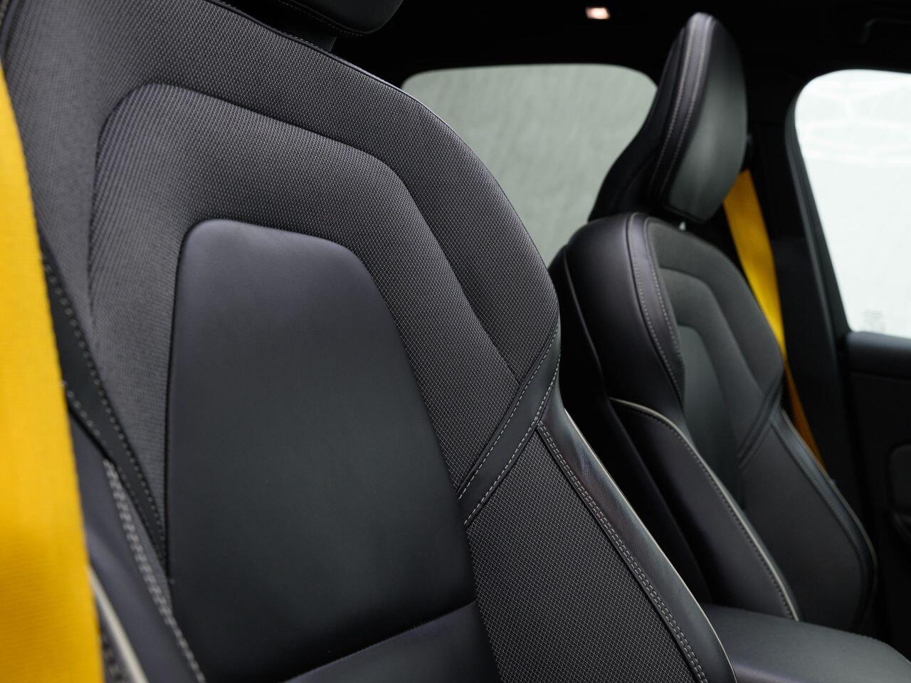 Volvo XC60 view 20