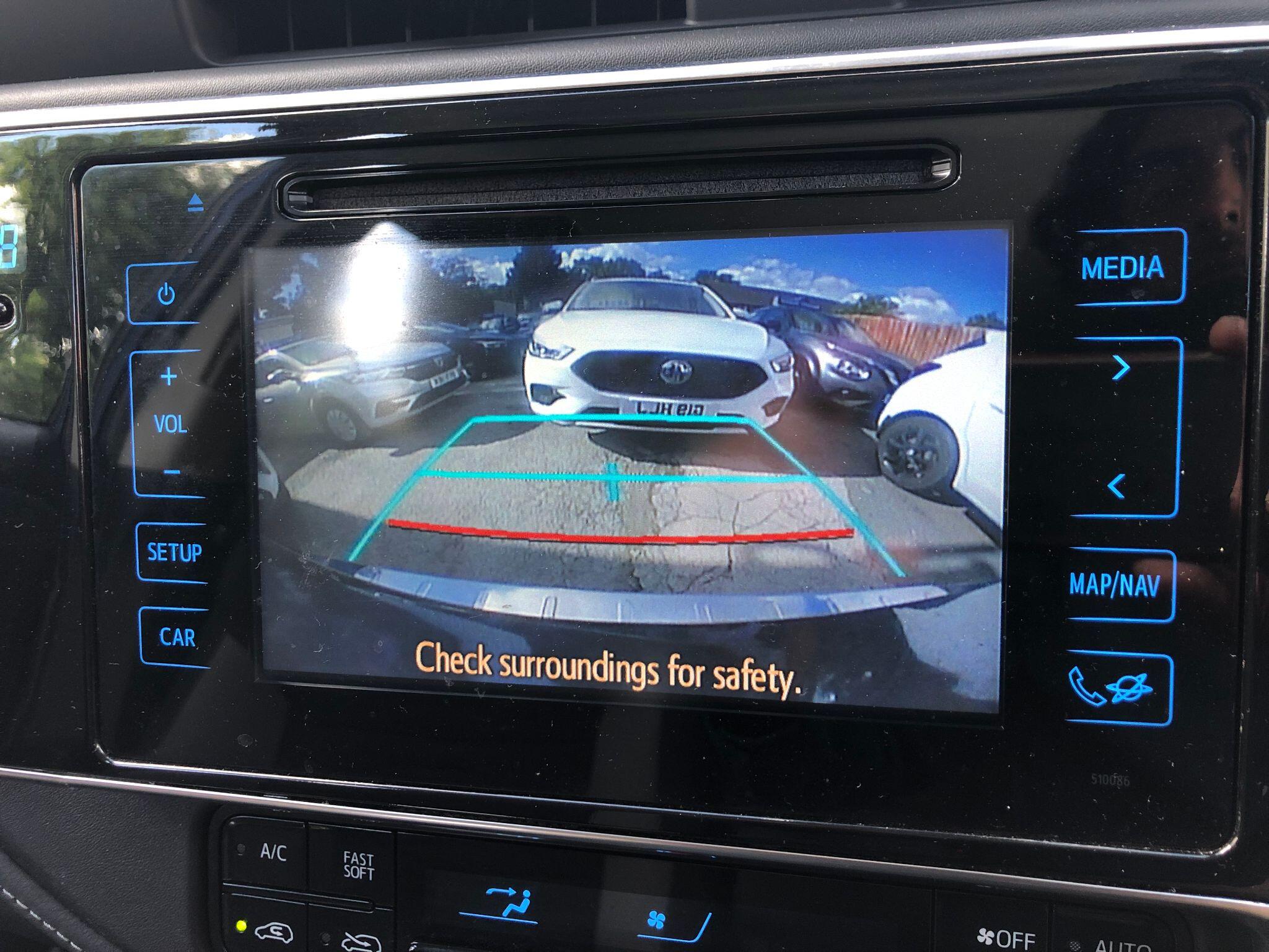 Toyota Auris view 11
