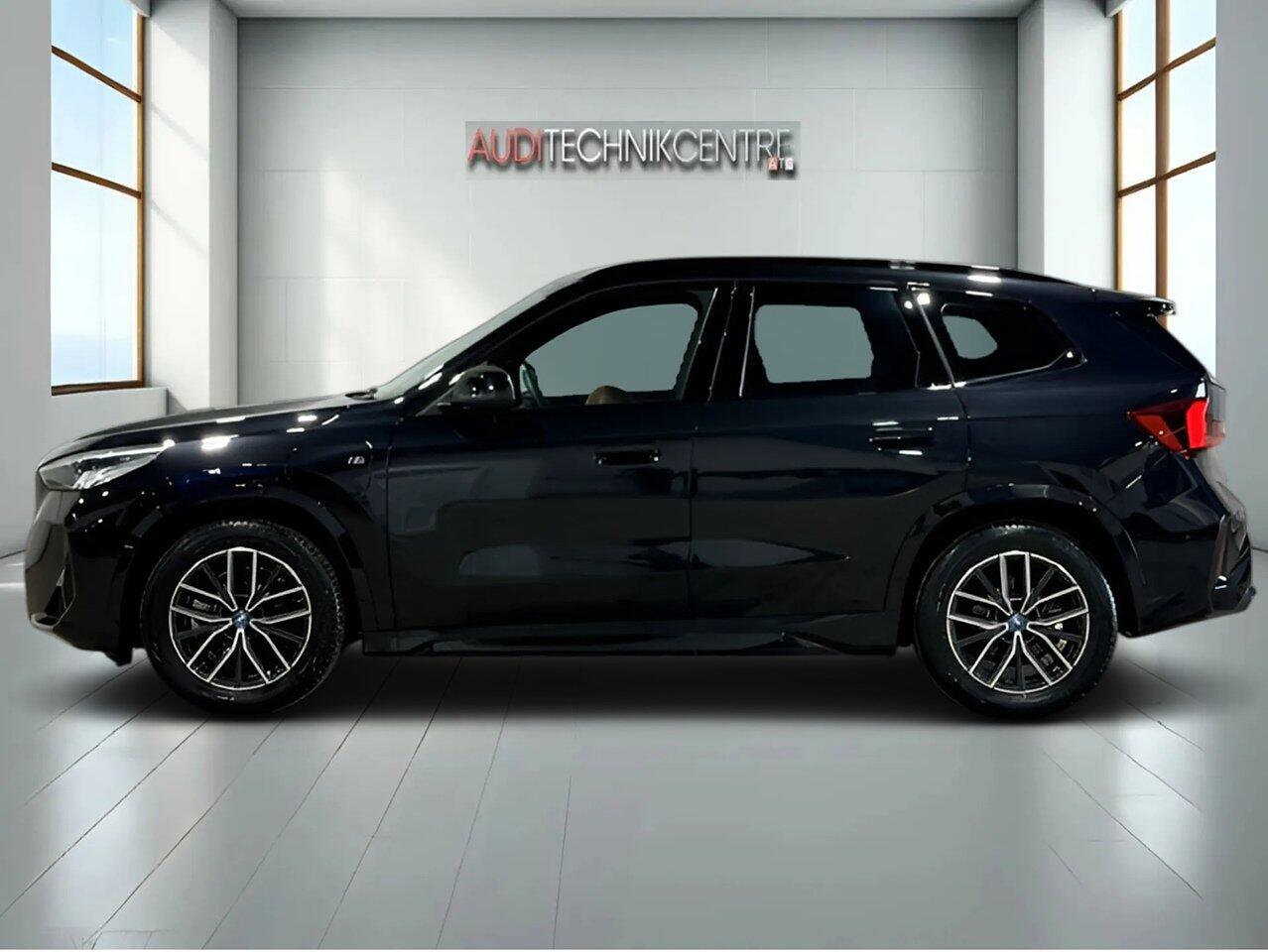BMW X1 view 4