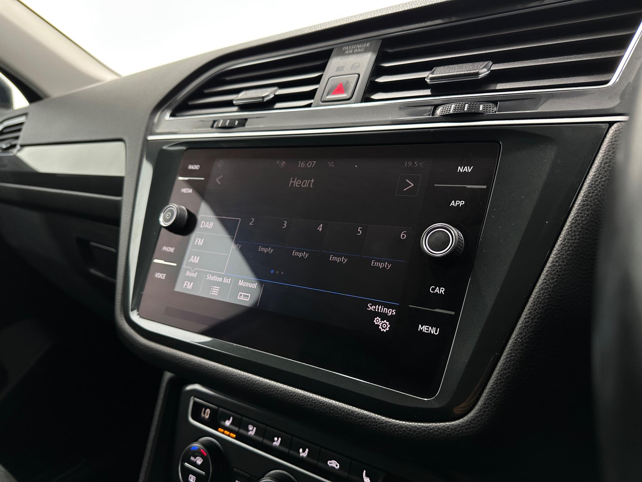 Volkswagen Tiguan Allspace view 26