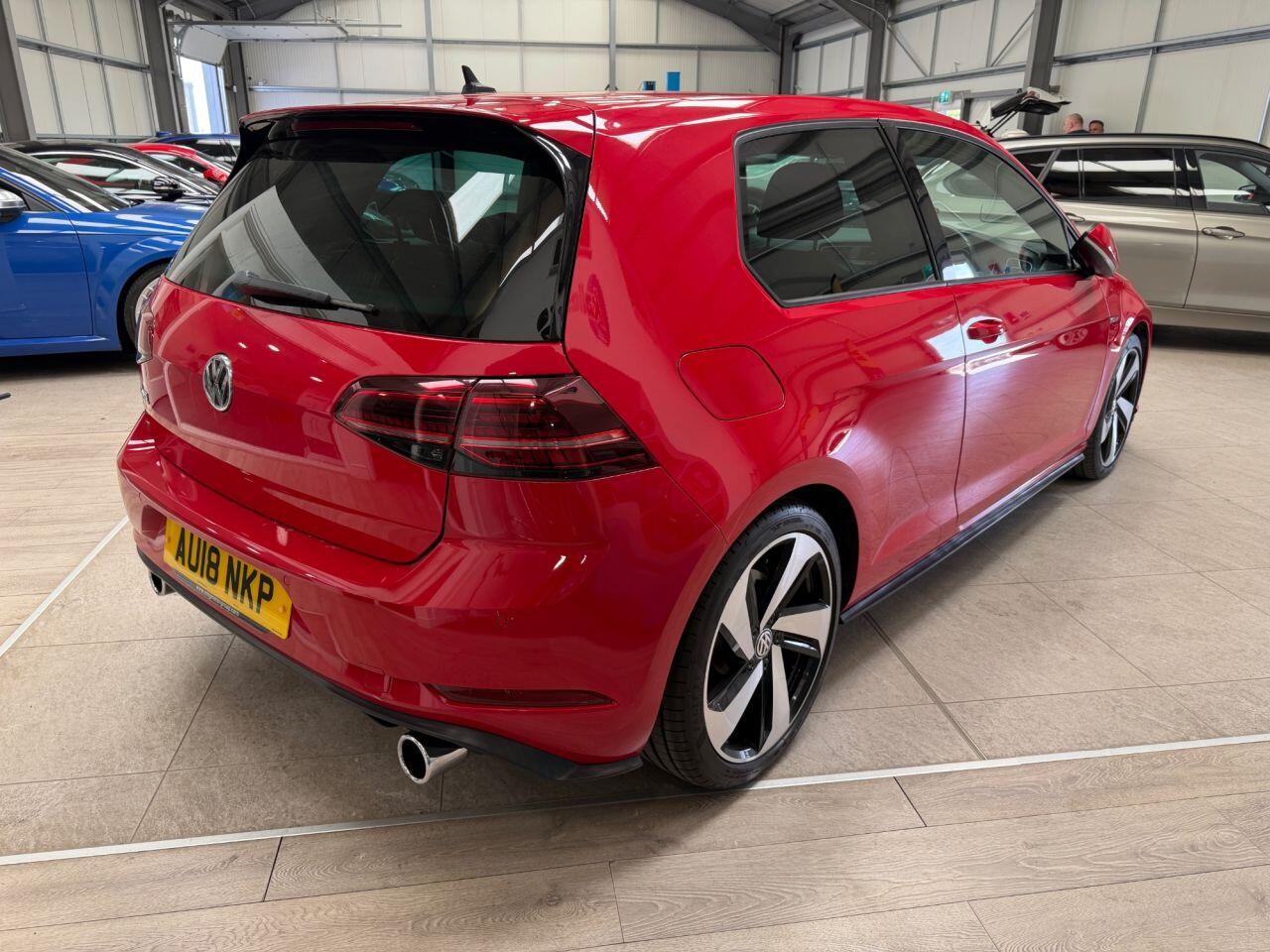 Volkswagen Golf view 28