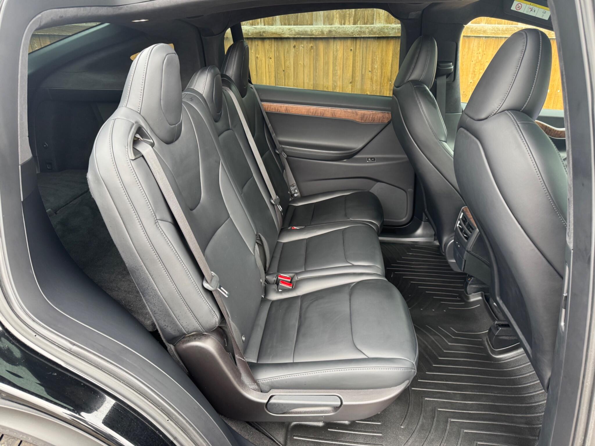 Tesla Model X view 22