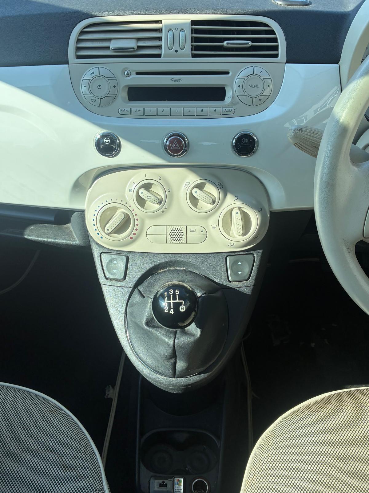 Fiat 500 view 23