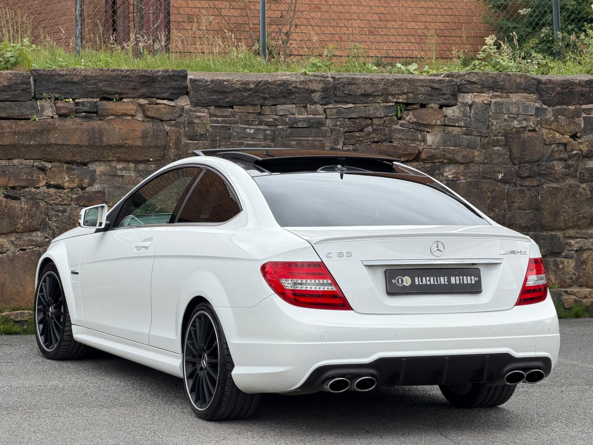 Mercedes-Benz C-Class view 5