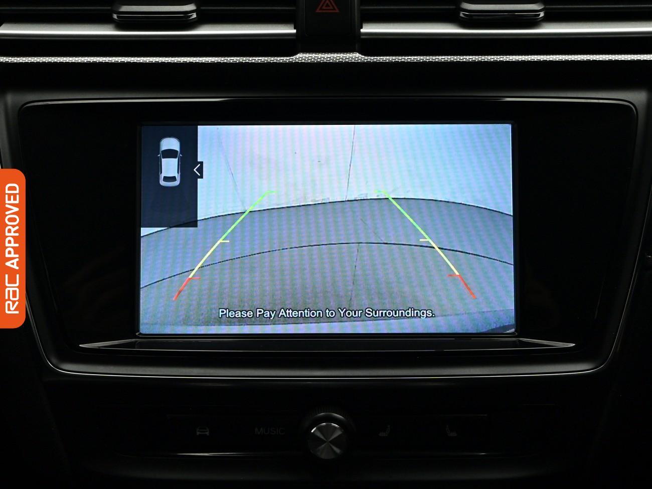 MG MG5 view 16