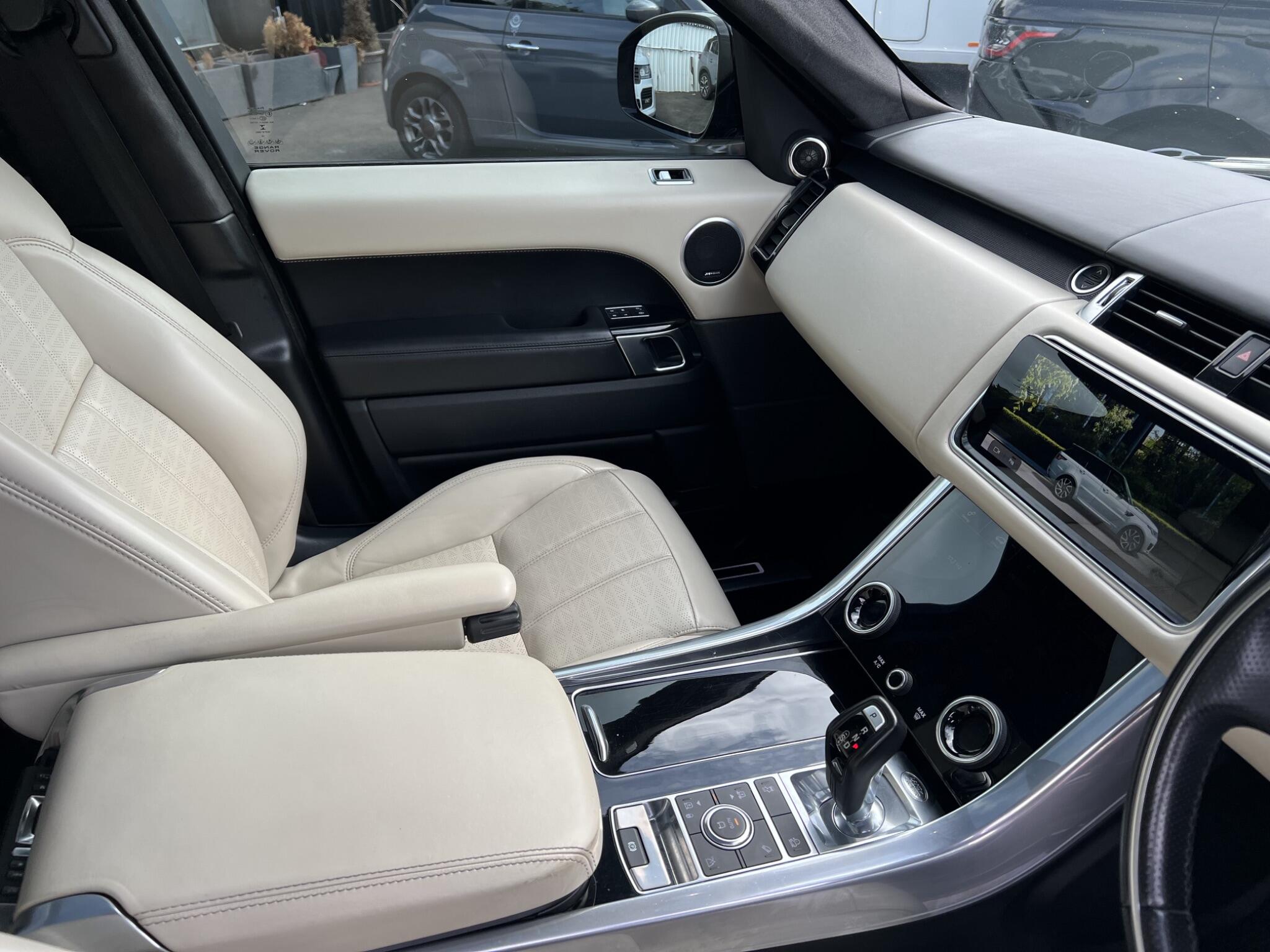 Land Rover Range Rover Sport view 35