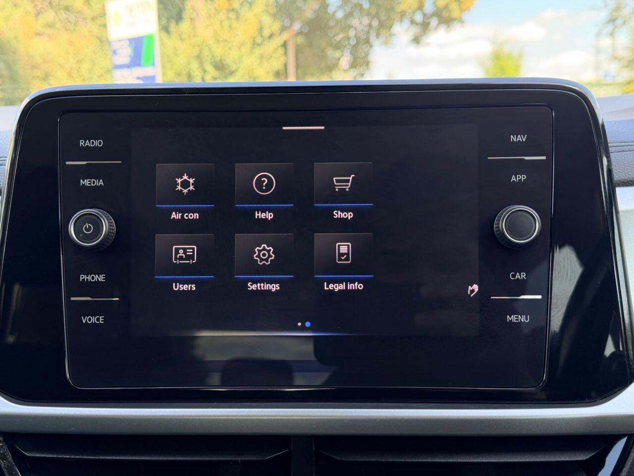 Volkswagen T-Roc view 45