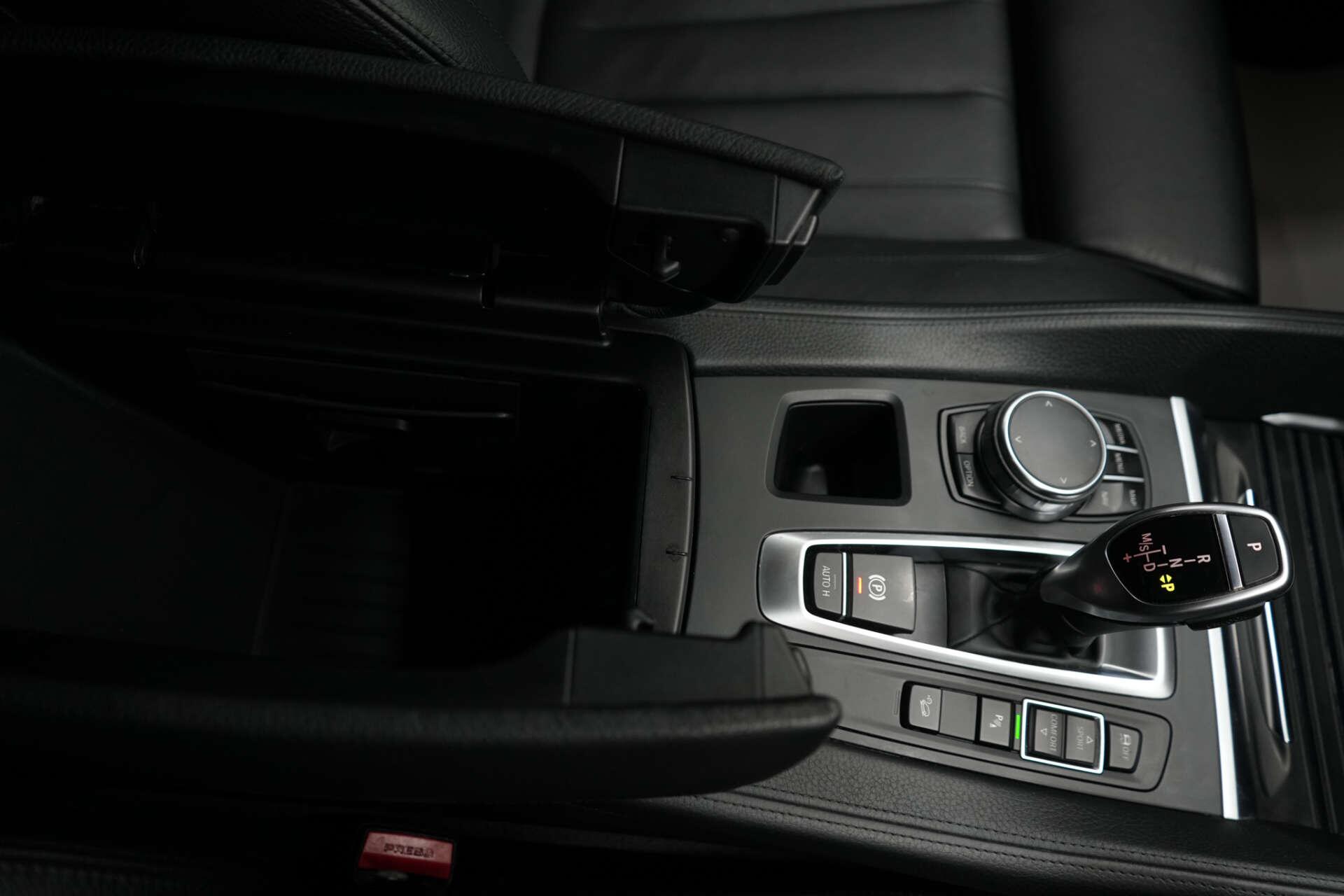 BMW X6 view 36
