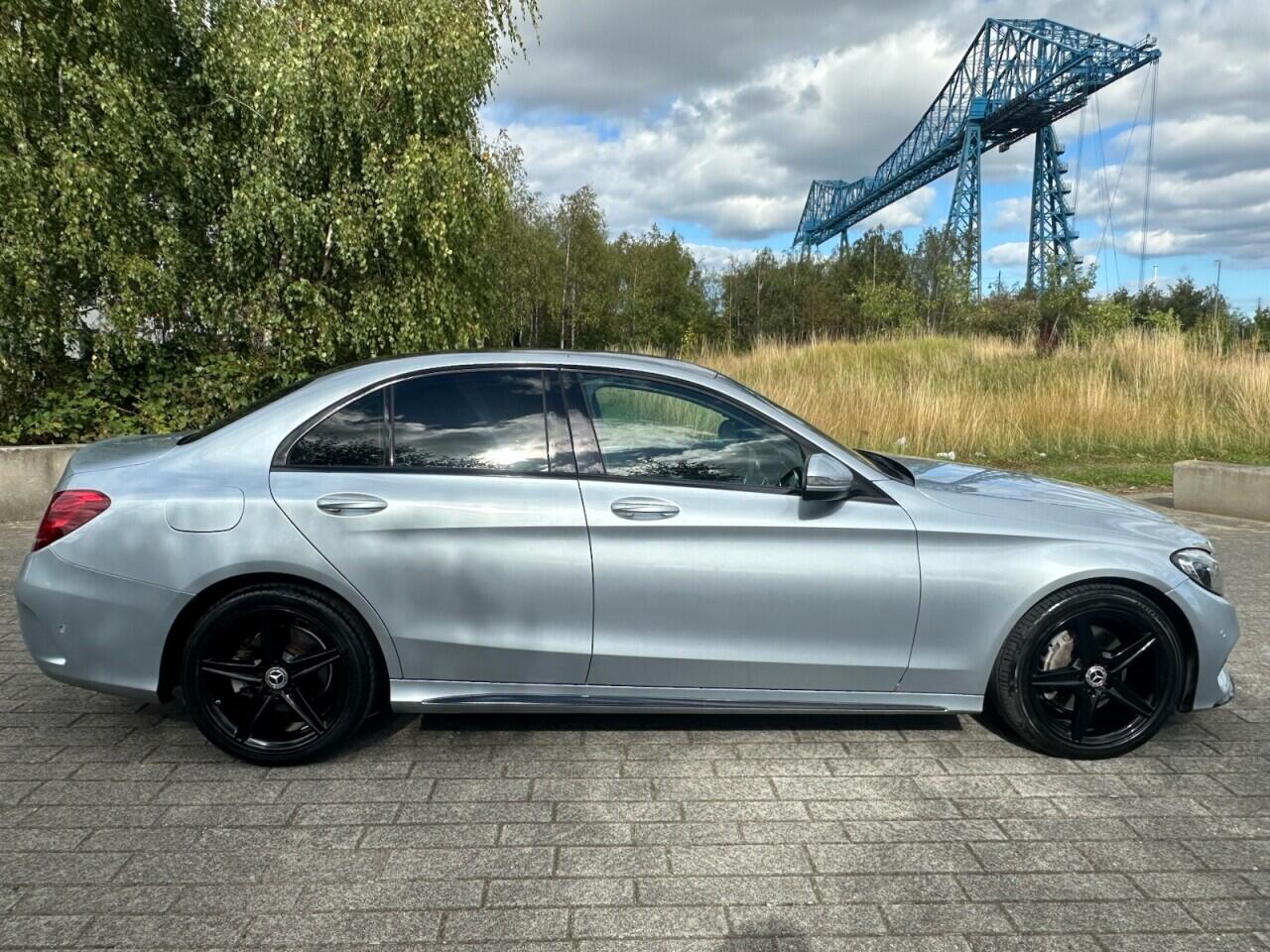 Mercedes-Benz C-Class view 7