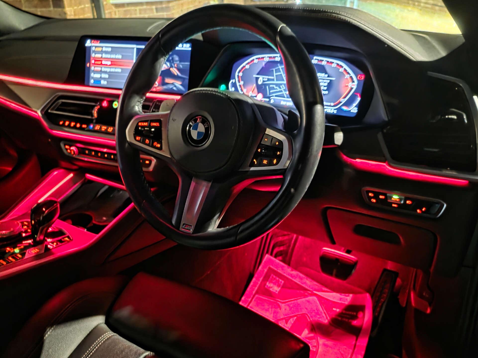 BMW X6 view 22