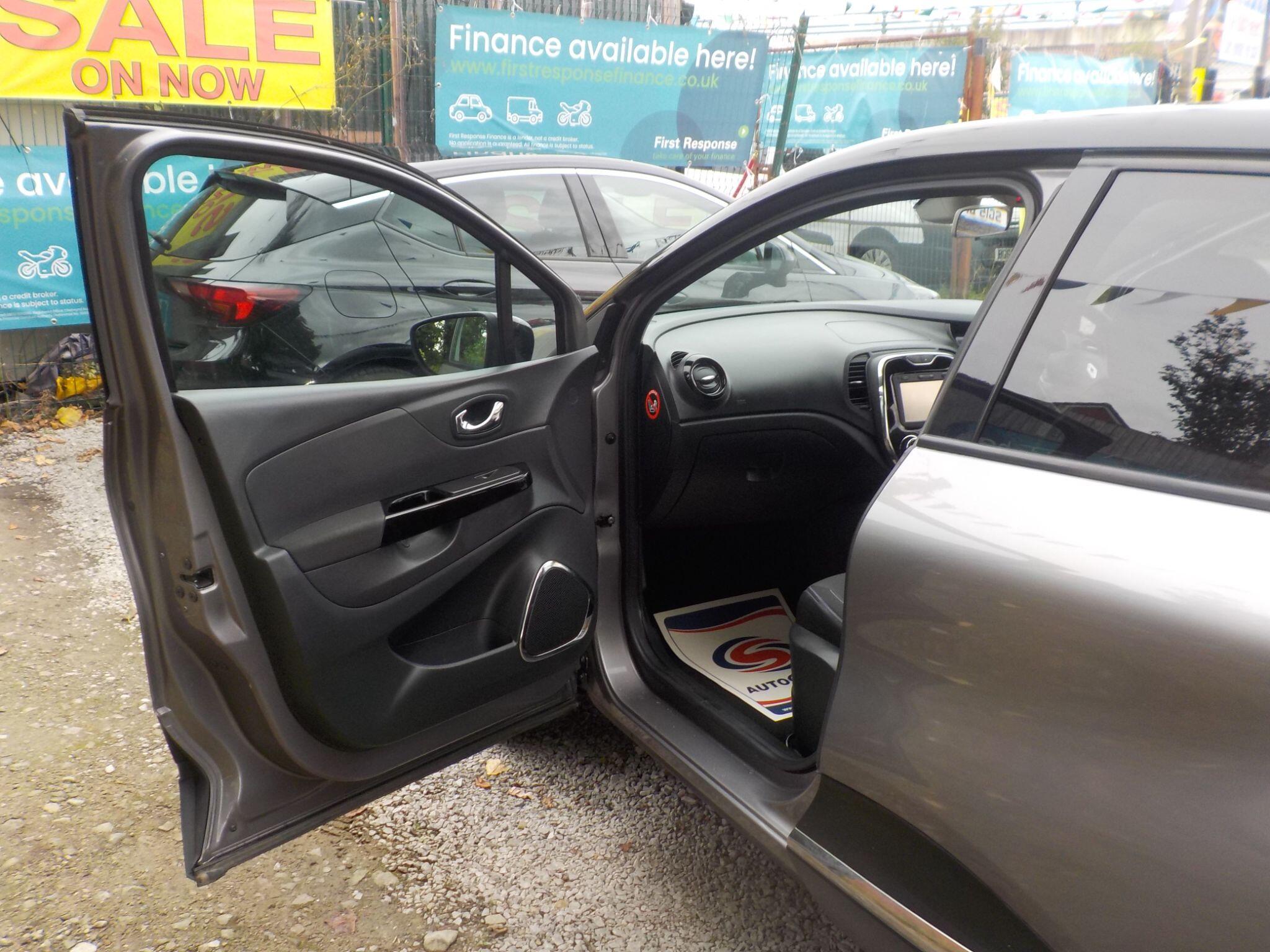 Renault Captur 1.5 dCi ENERGY Dynamique S Nav Euro 6 (s/s) 5dr