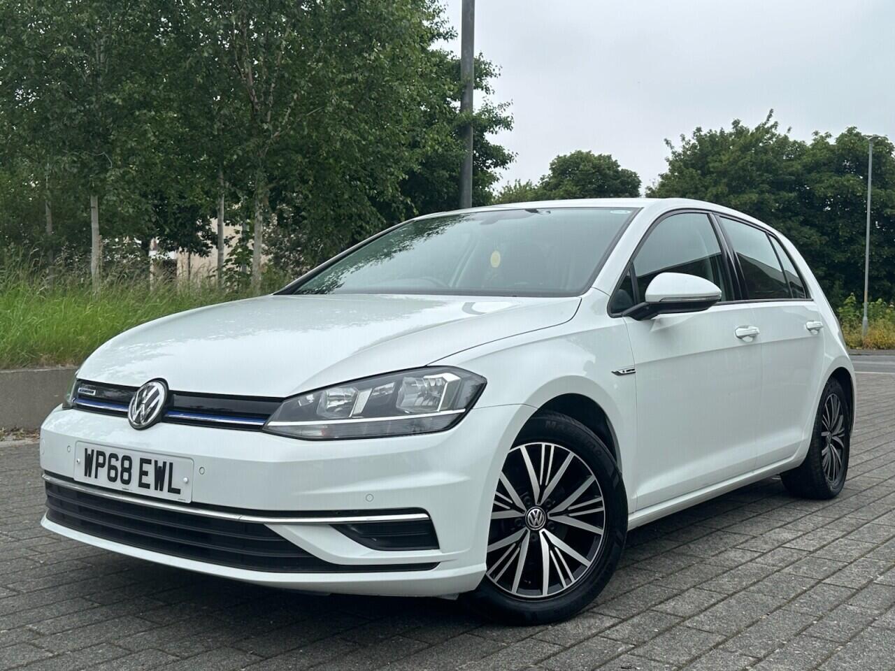 Volkswagen Golf view 19