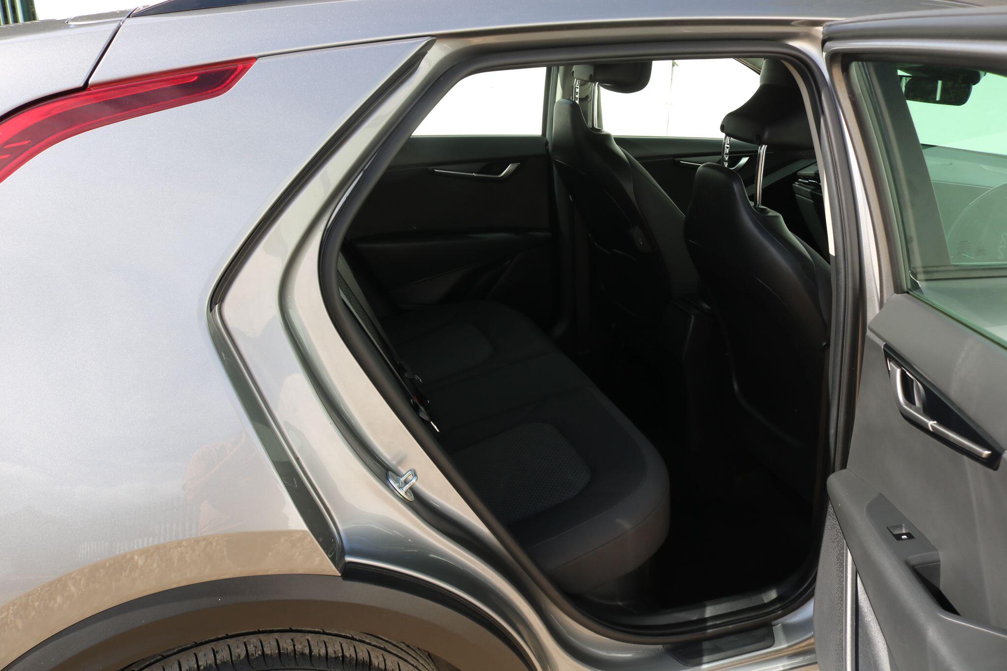Kia Niro view 27