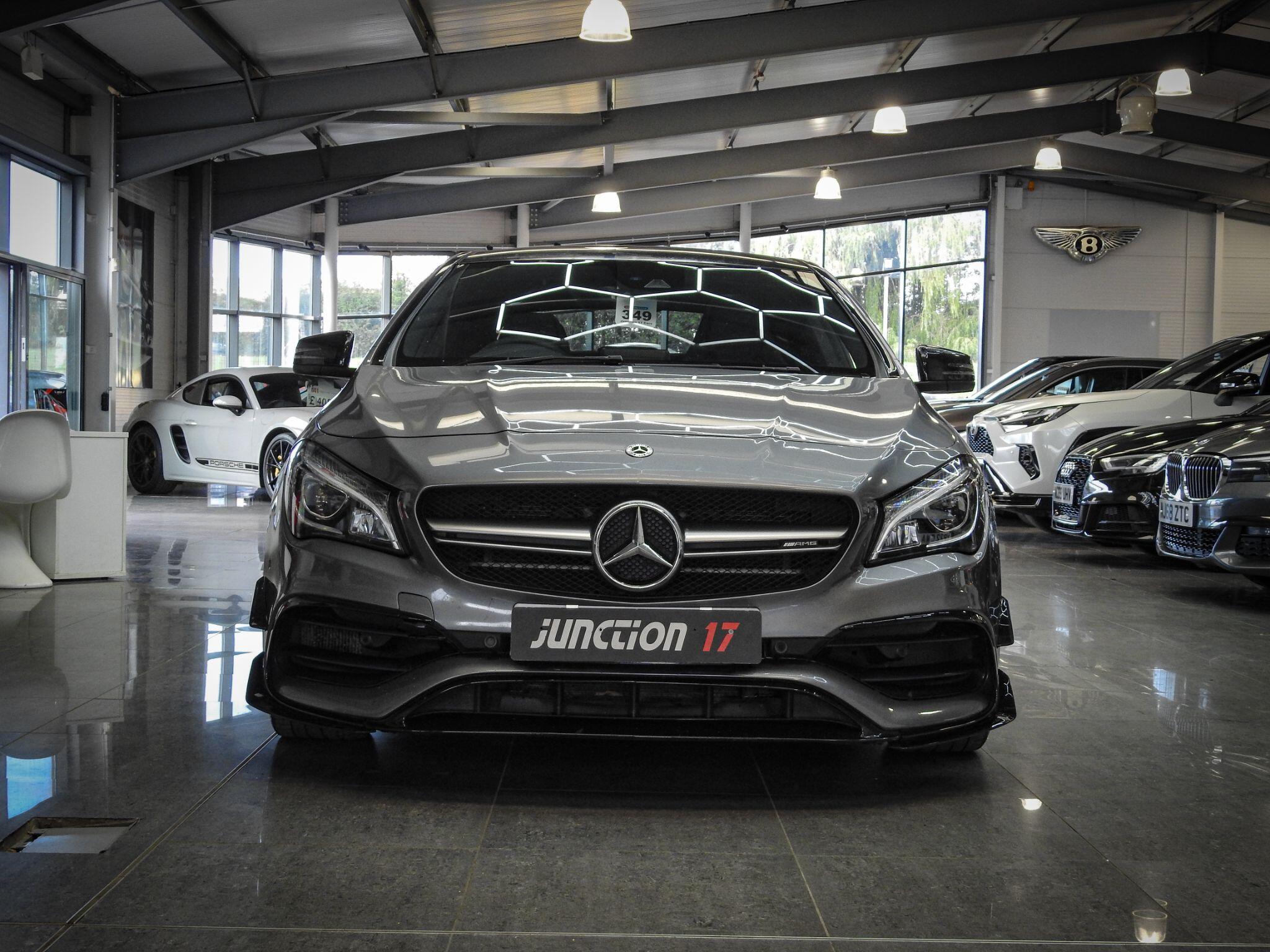 Mercedes-Benz Cla view 5
