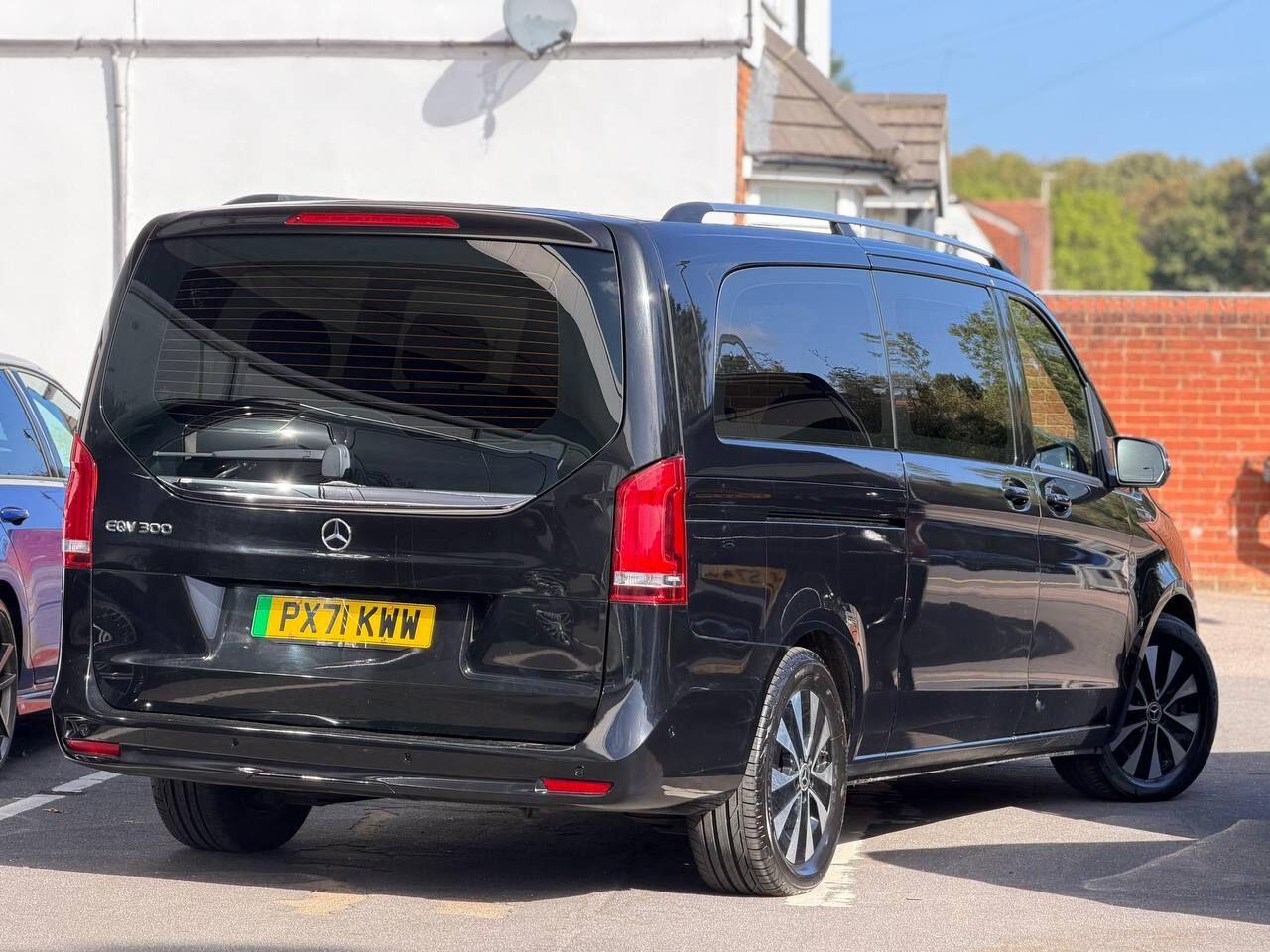 Mercedes-Benz EQV view 49
