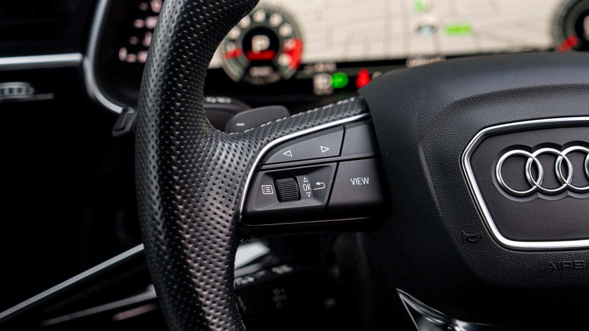 Audi SQ7 view 20