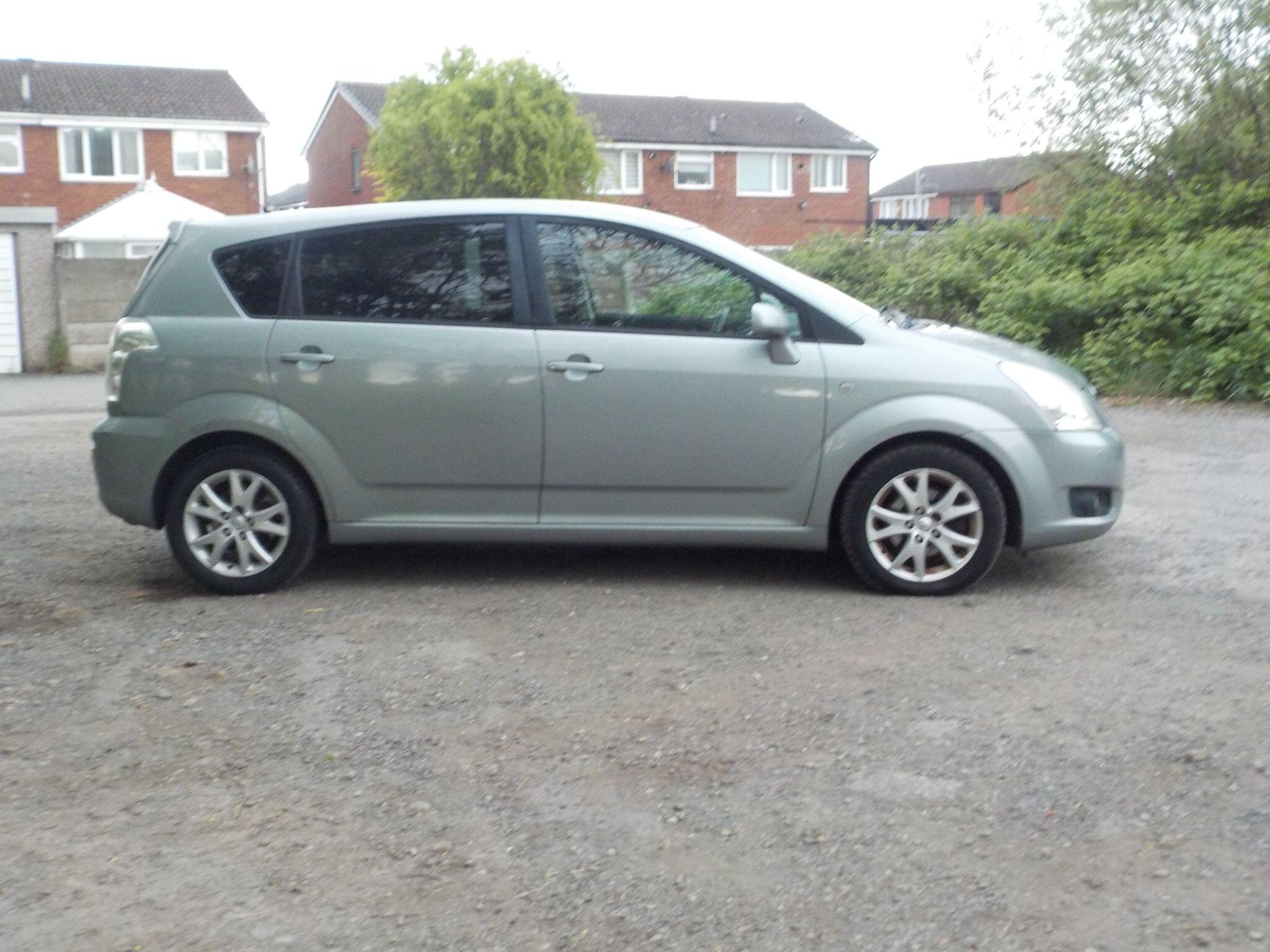 Toyota Corolla Verso 2.2 D-4D SR 5dr