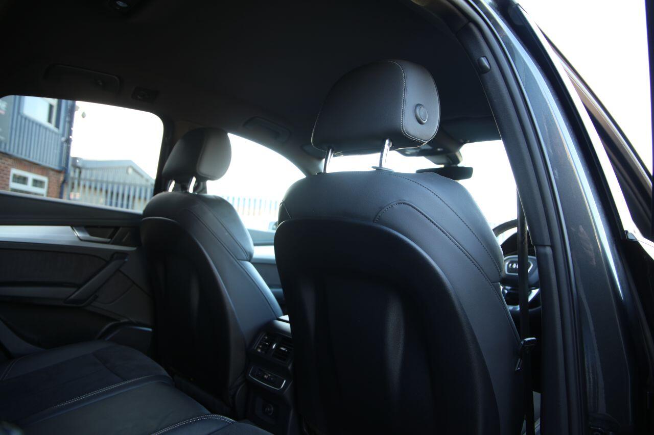 Audi Q5 view 50