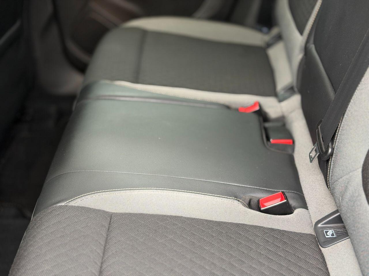 Vauxhall Grandland X view 123