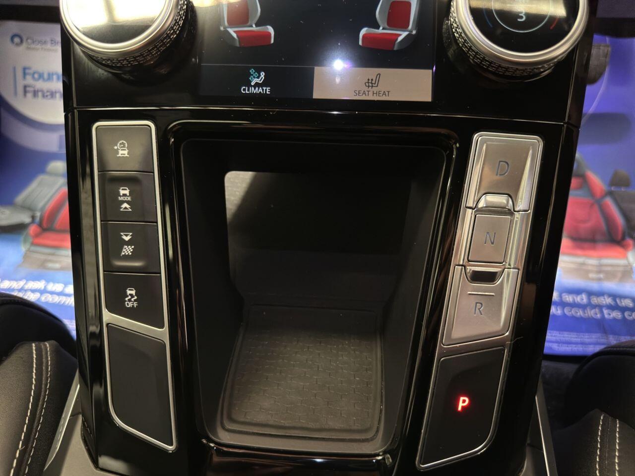 Jaguar I-Pace view 26