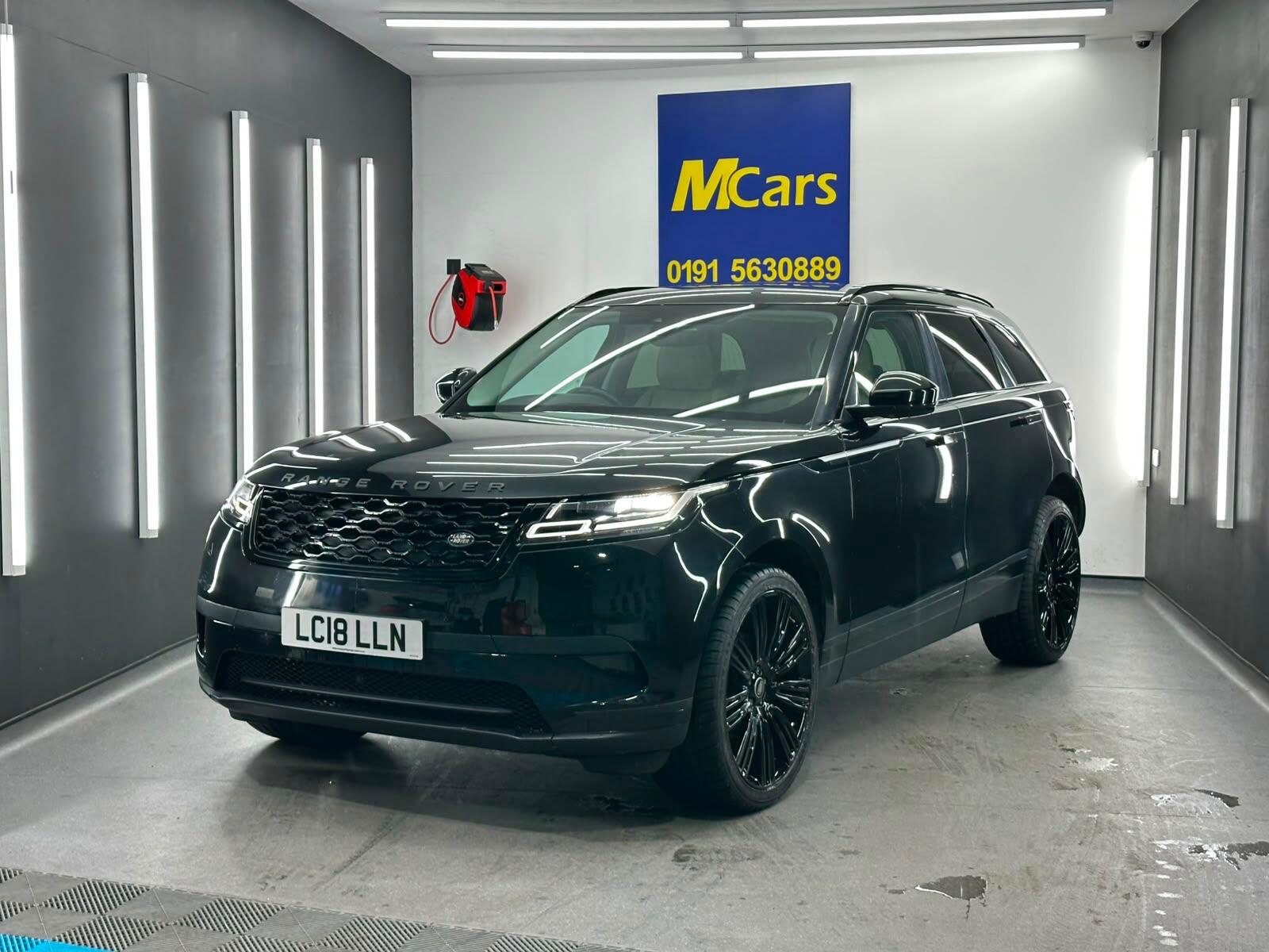 Land Rover Range Rover Velar view 4