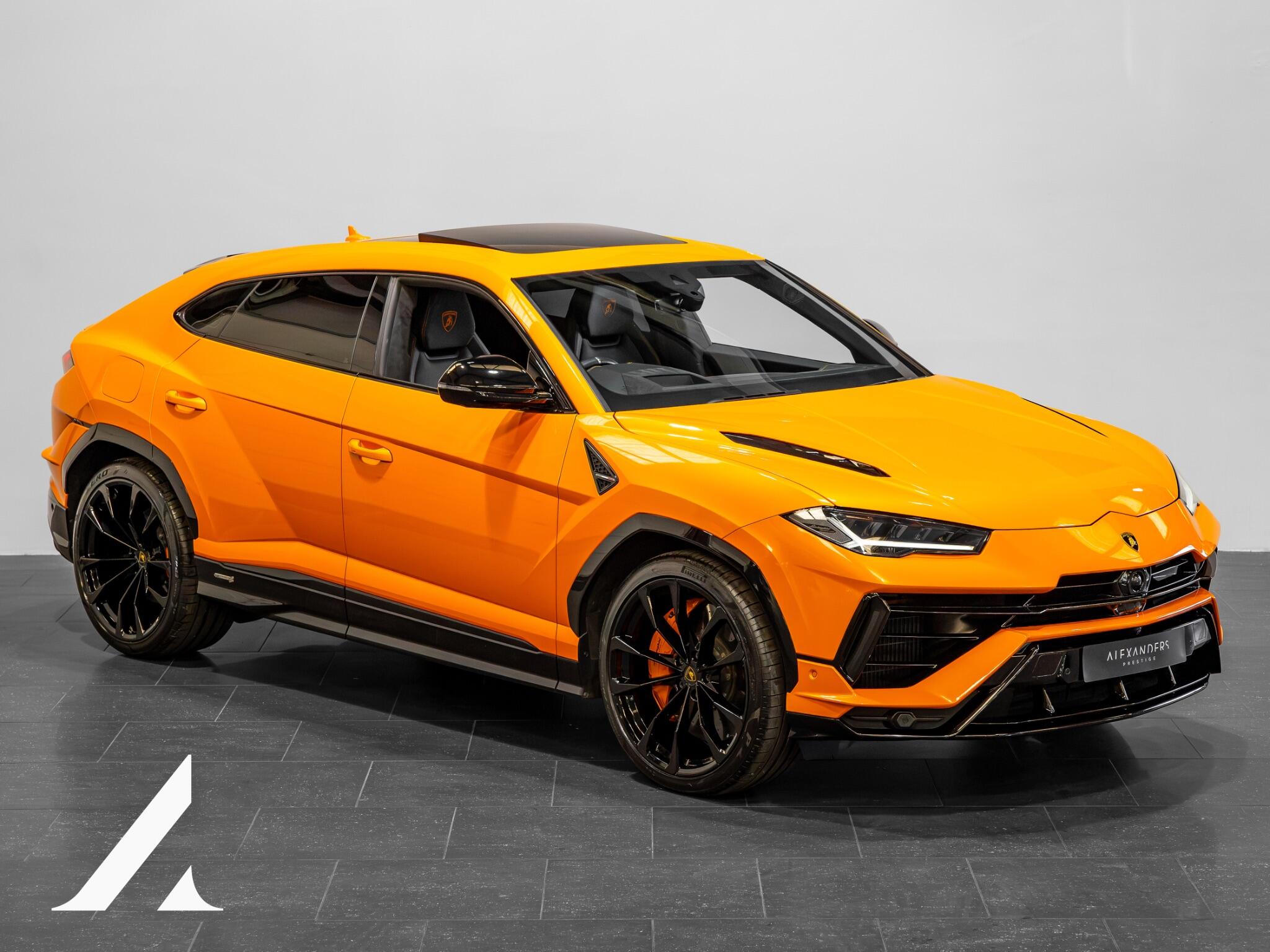 2023 Lamborghini Urus in Orange for sale