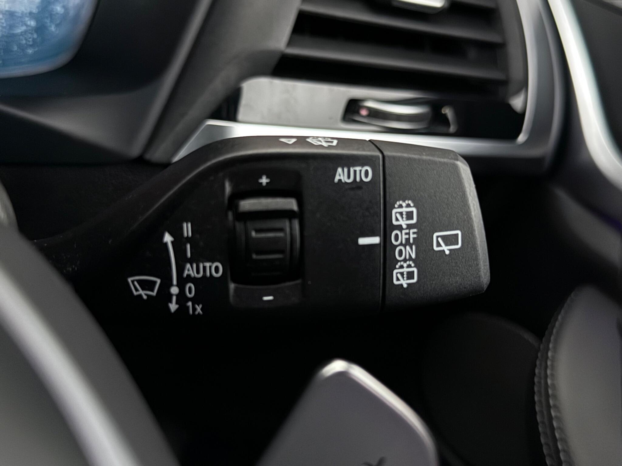 BMW X3 view 18