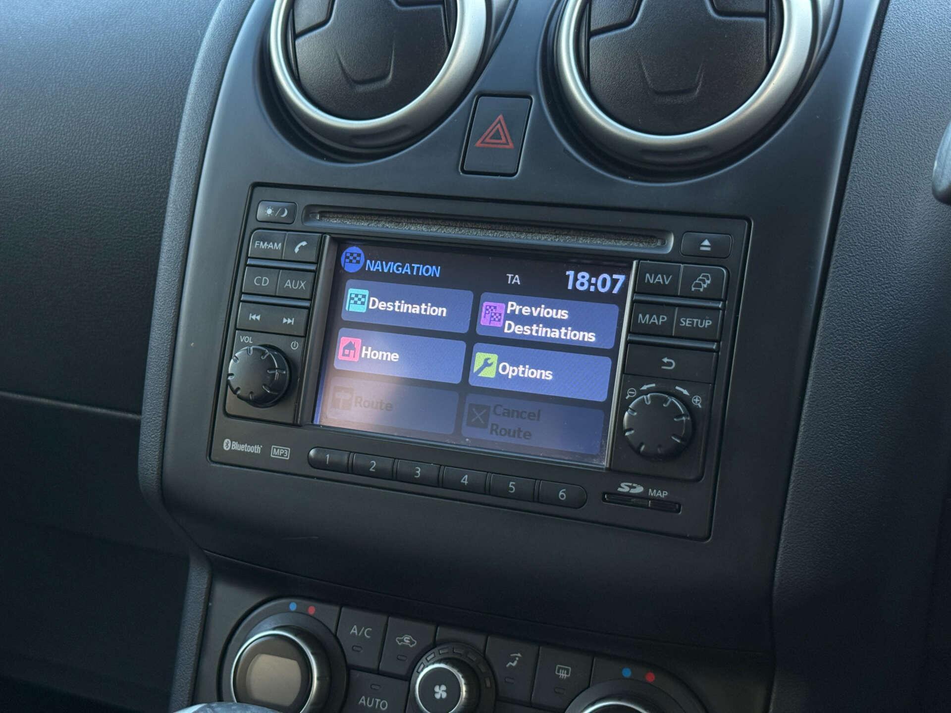 Nissan Qashqai+2 view 64