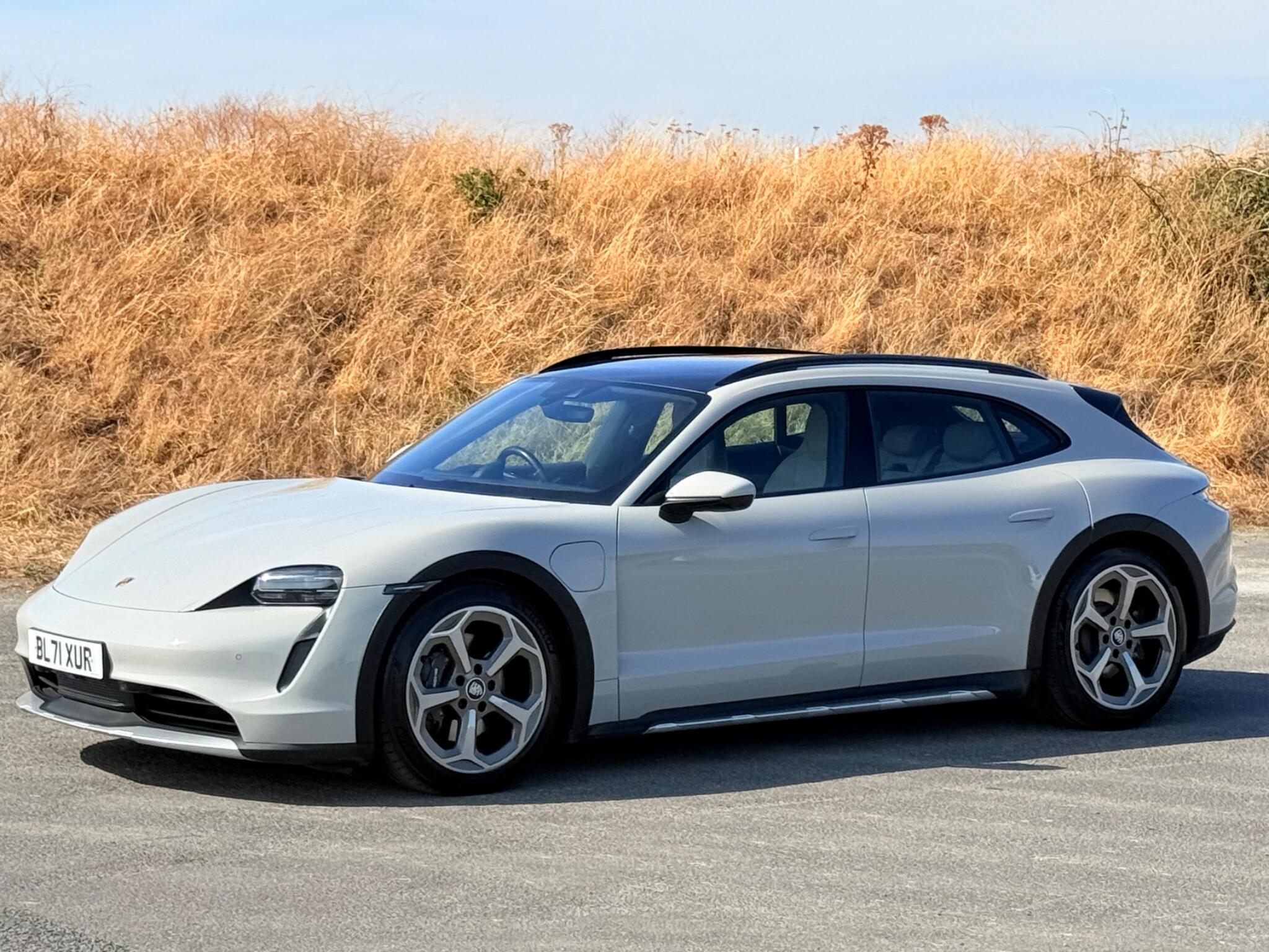 Porsche Taycan view 63