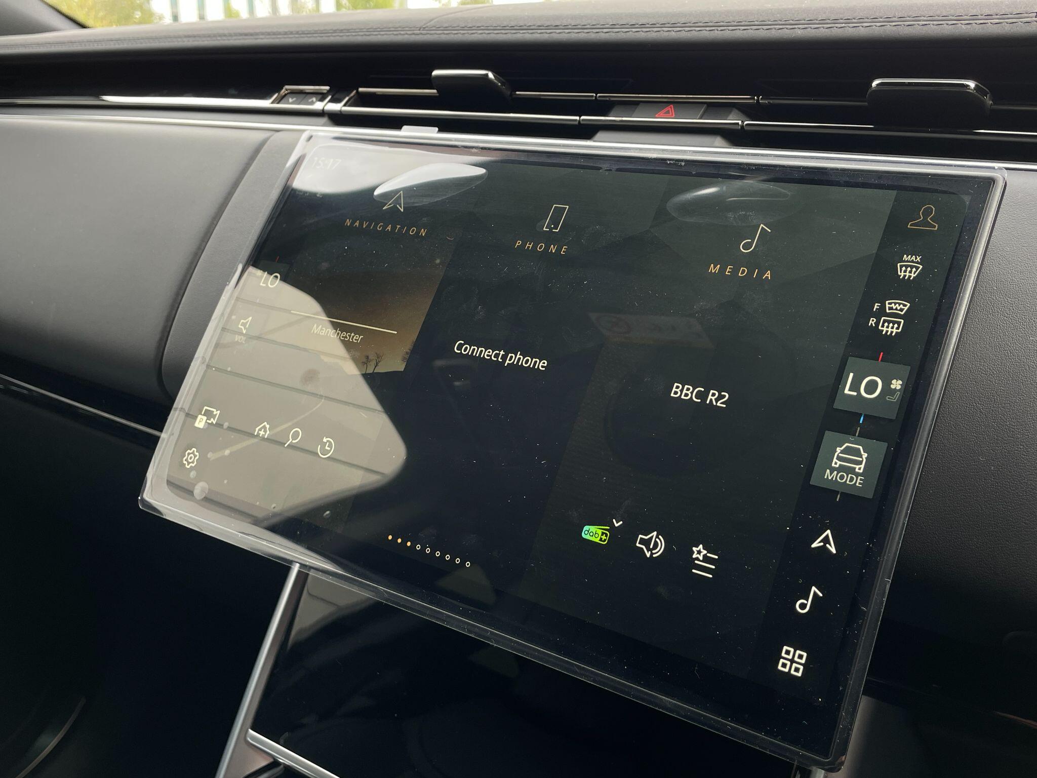 Land Rover Range Rover view 23