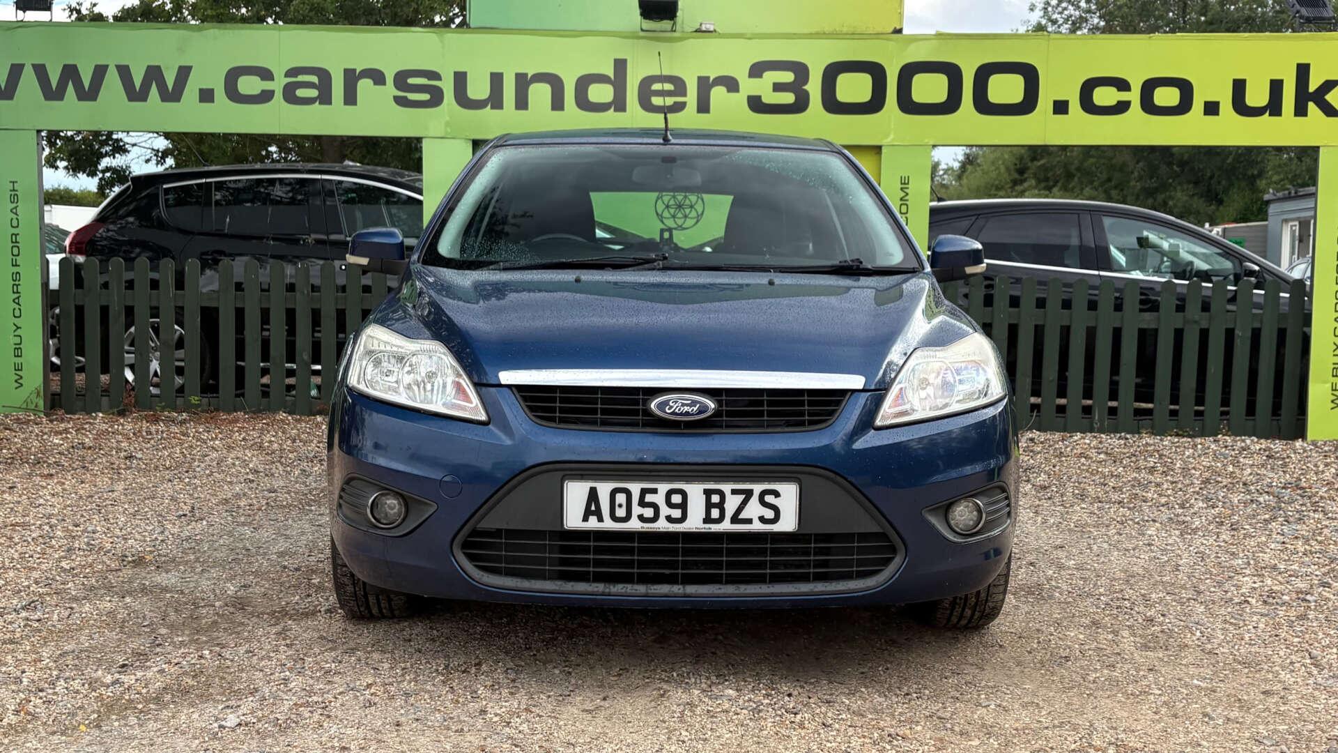 Ford Focus view 2