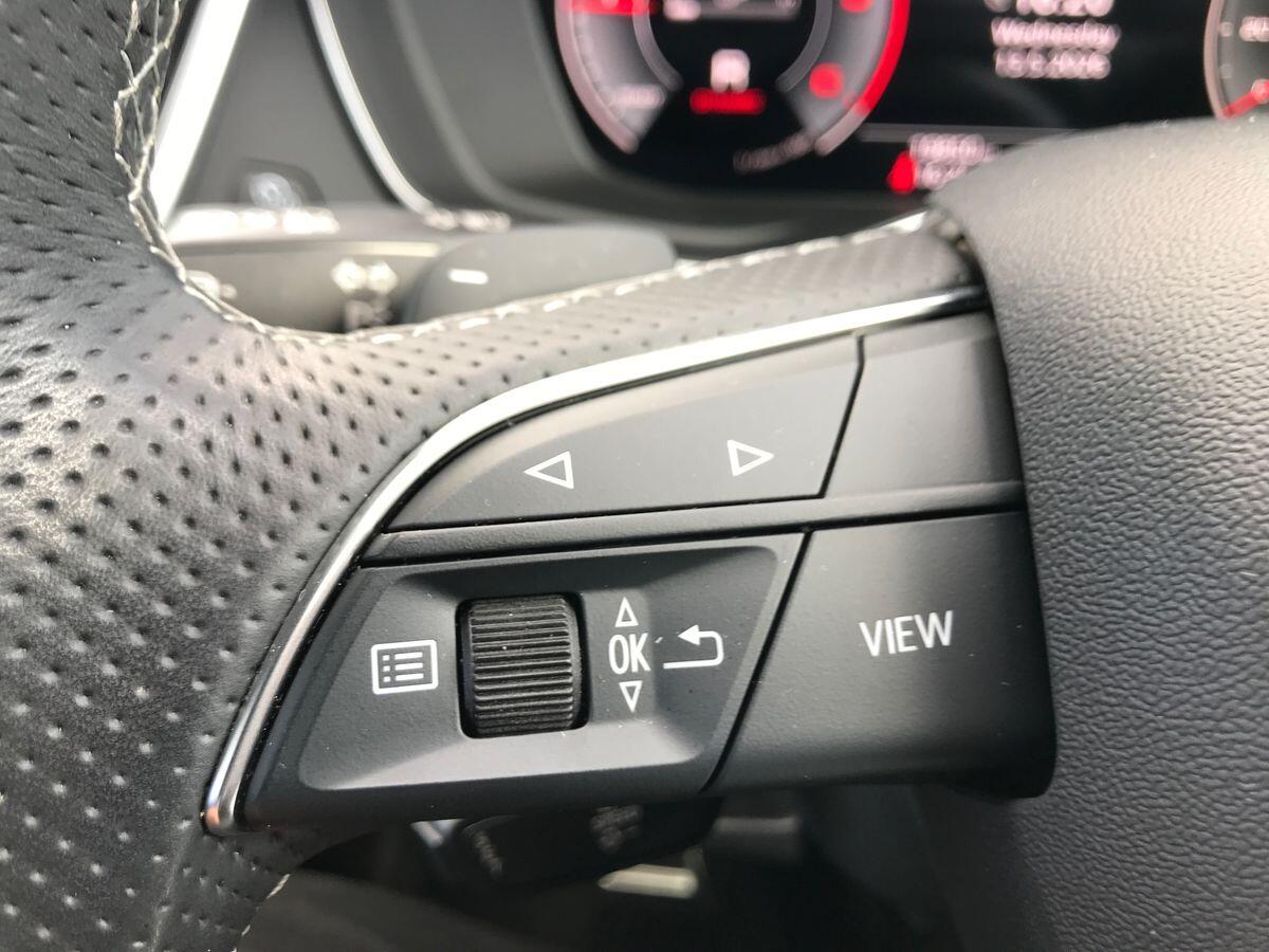 Audi Q5 view 20