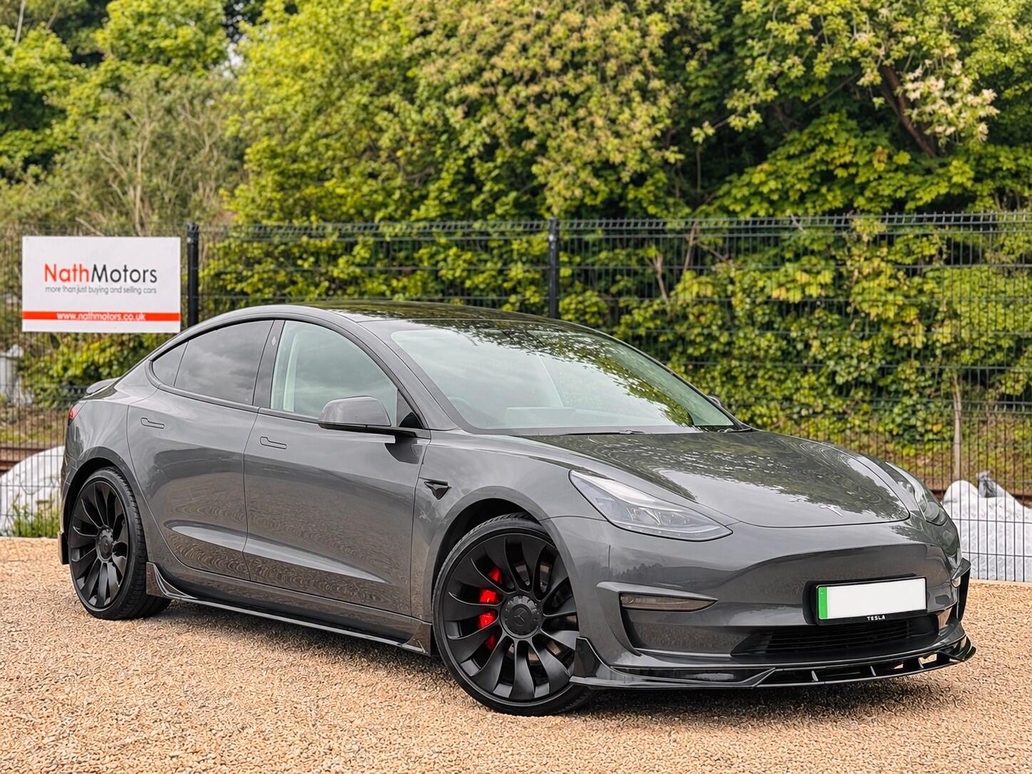 Tesla Model 3 view 16