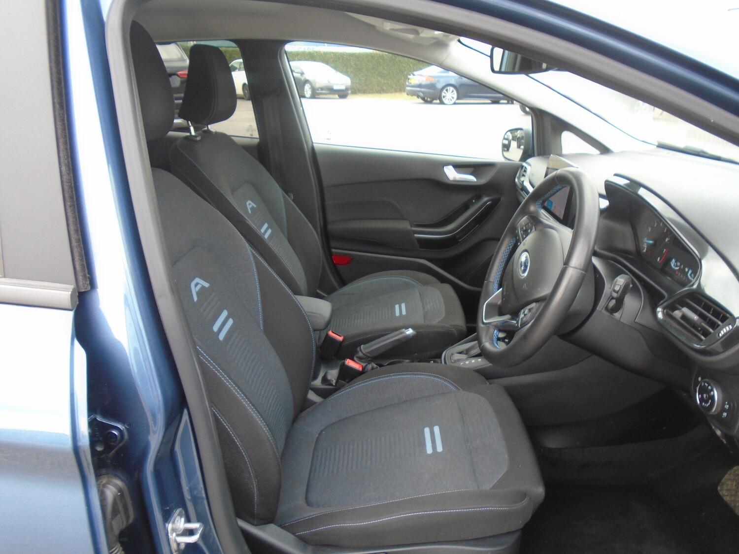 Ford Fiesta view 6