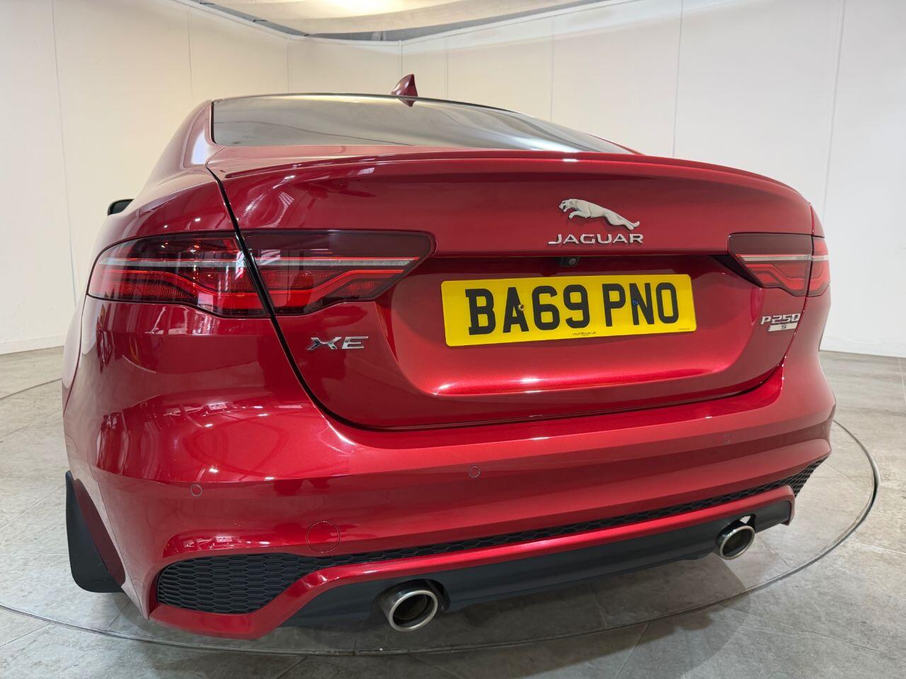 Jaguar Xe view 56