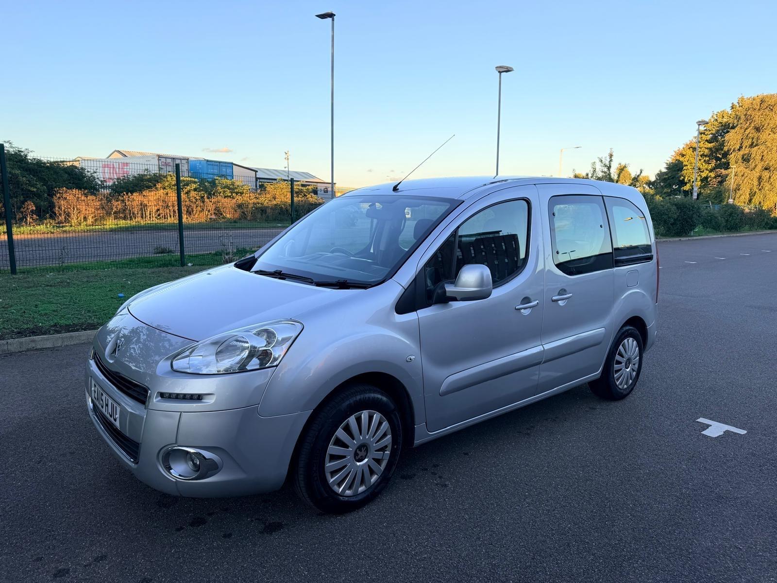 Peugeot Partner Tepee view 26