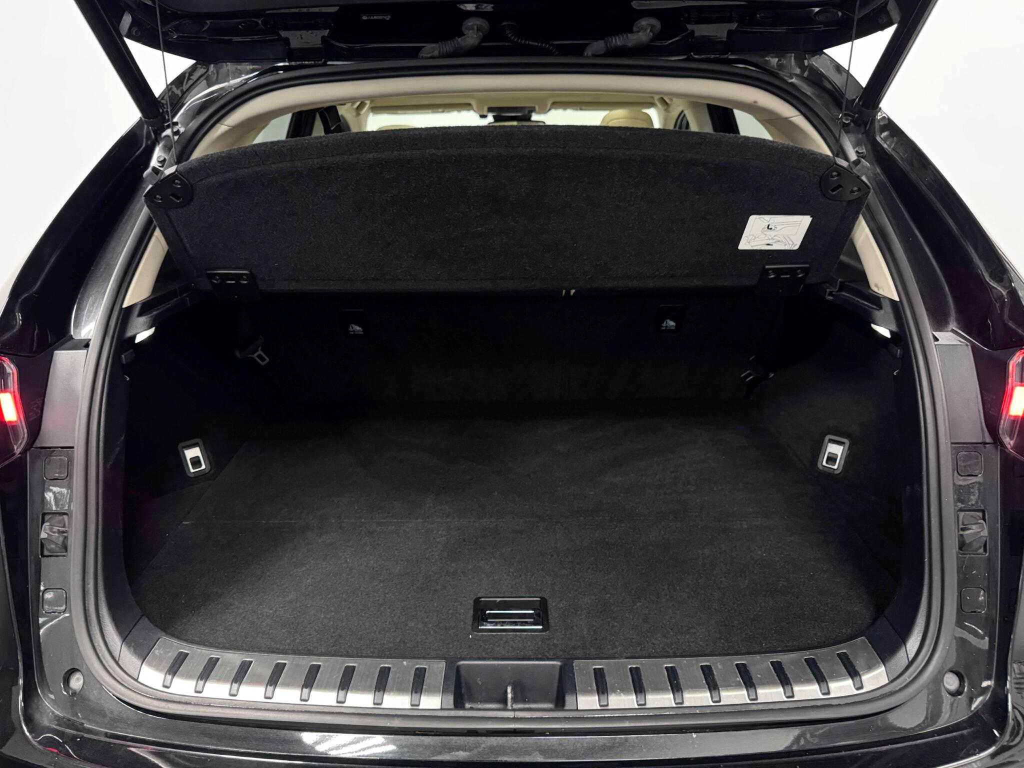 Lexus NX view 7