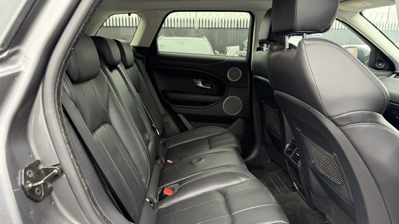 Land Rover Range Rover Evoque view 22