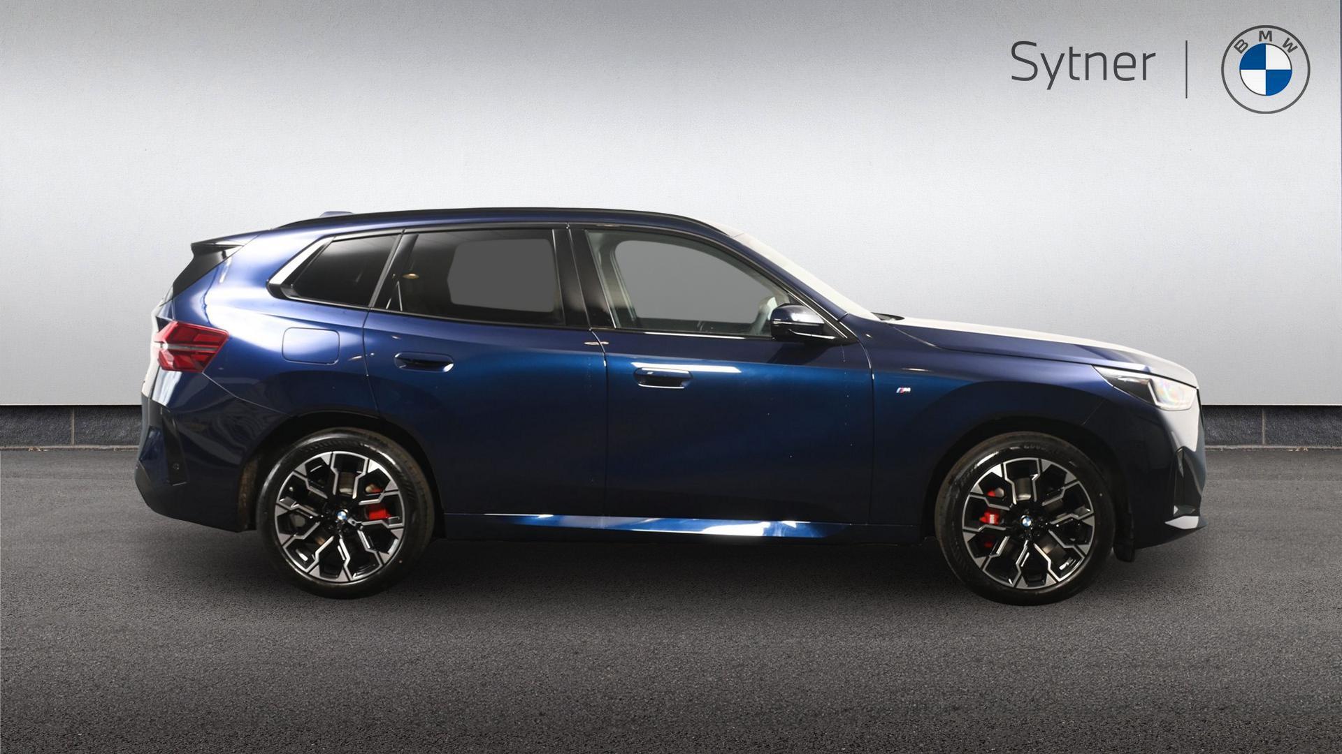 BMW X3 view 3