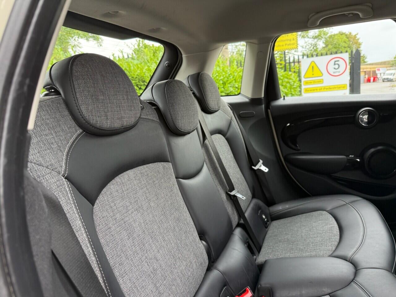 Mini Cooper view 29