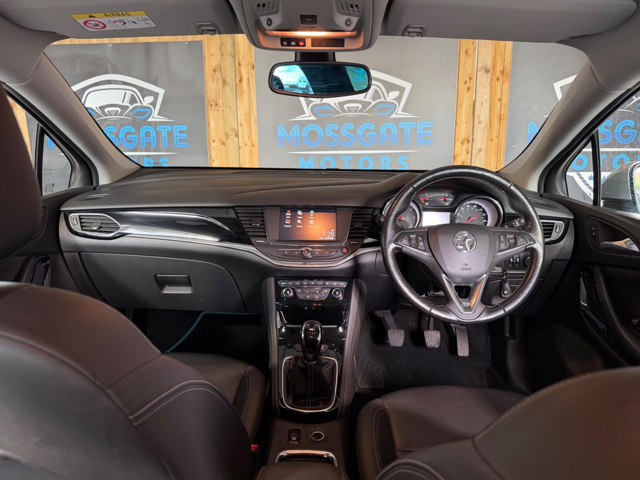 Vauxhall Astra view 12