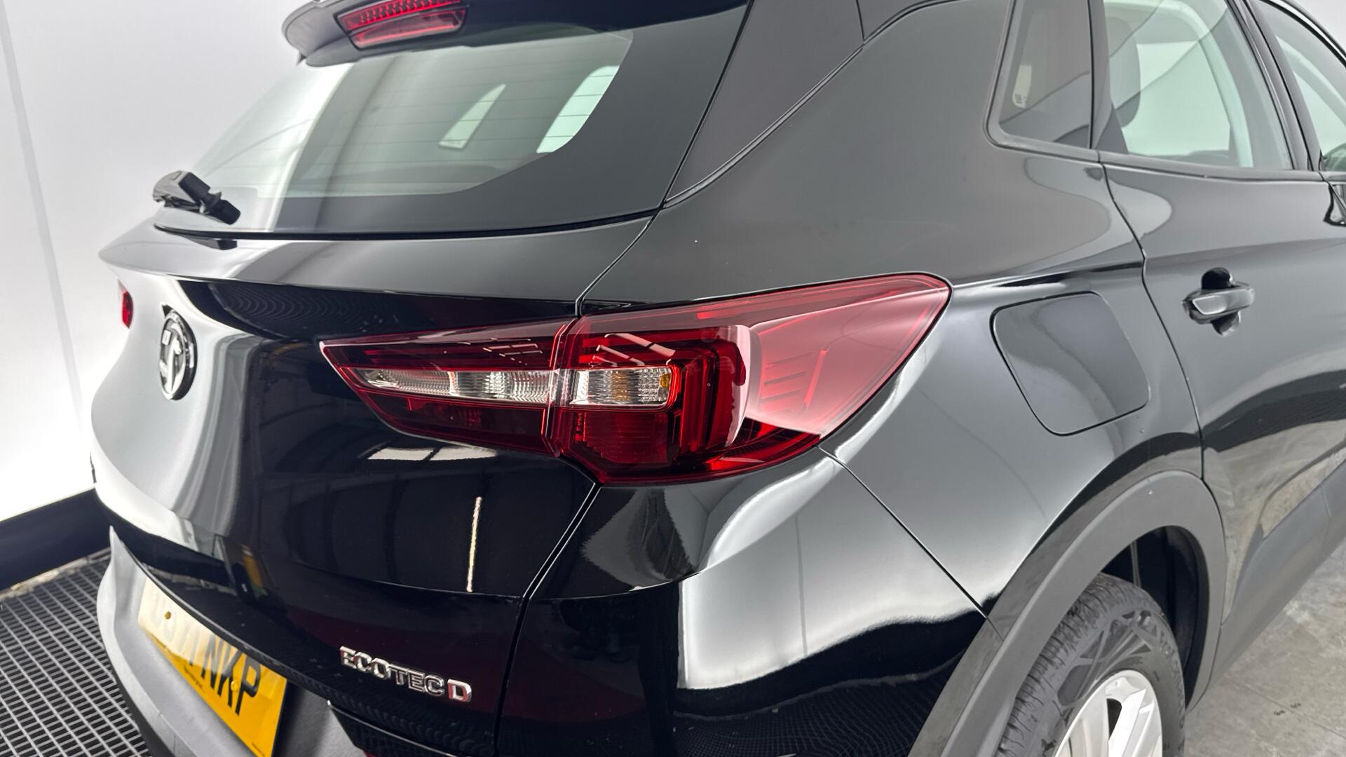 Vauxhall Grandland X view 18