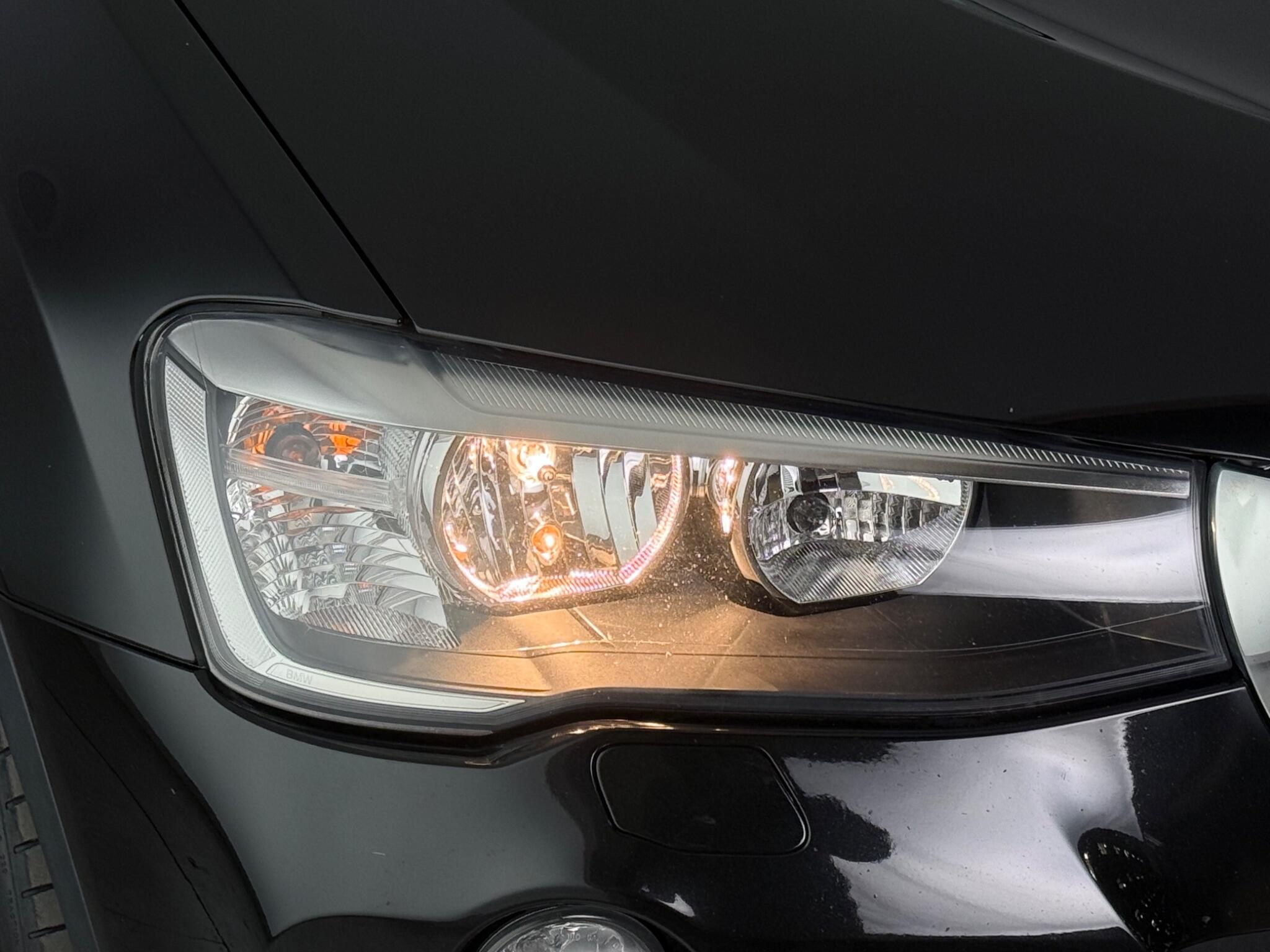 BMW X3 view 13