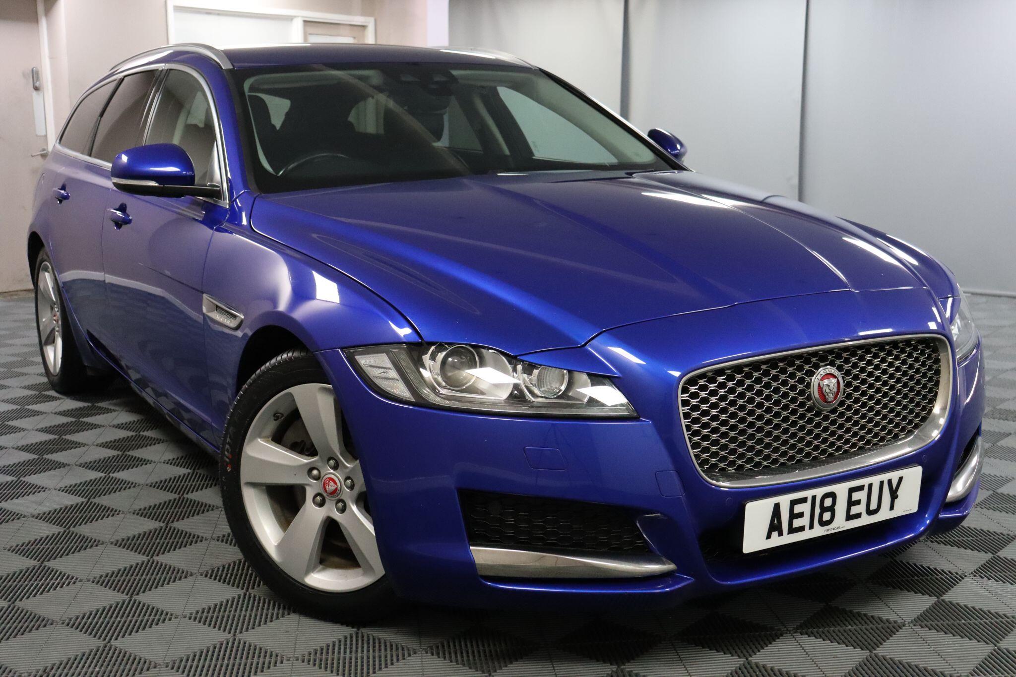 Jaguar XF view 19