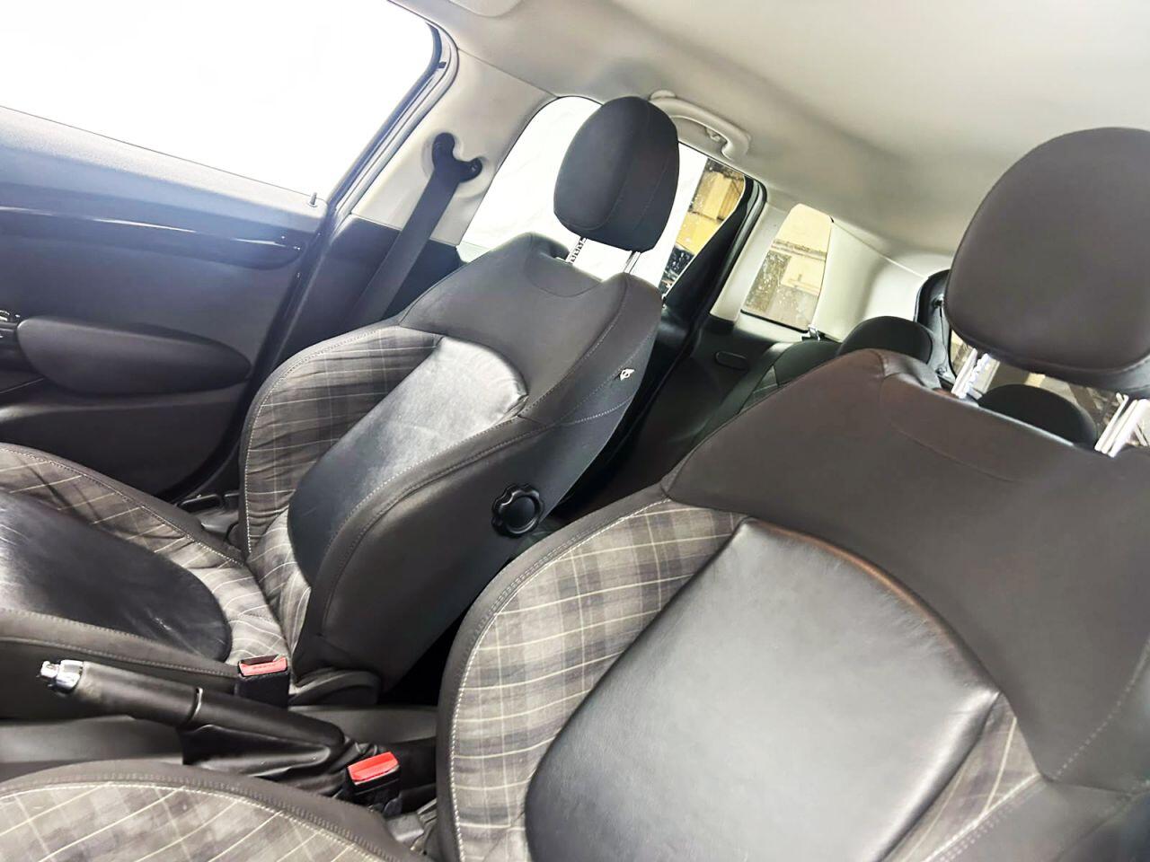 Mini Hatch view 14