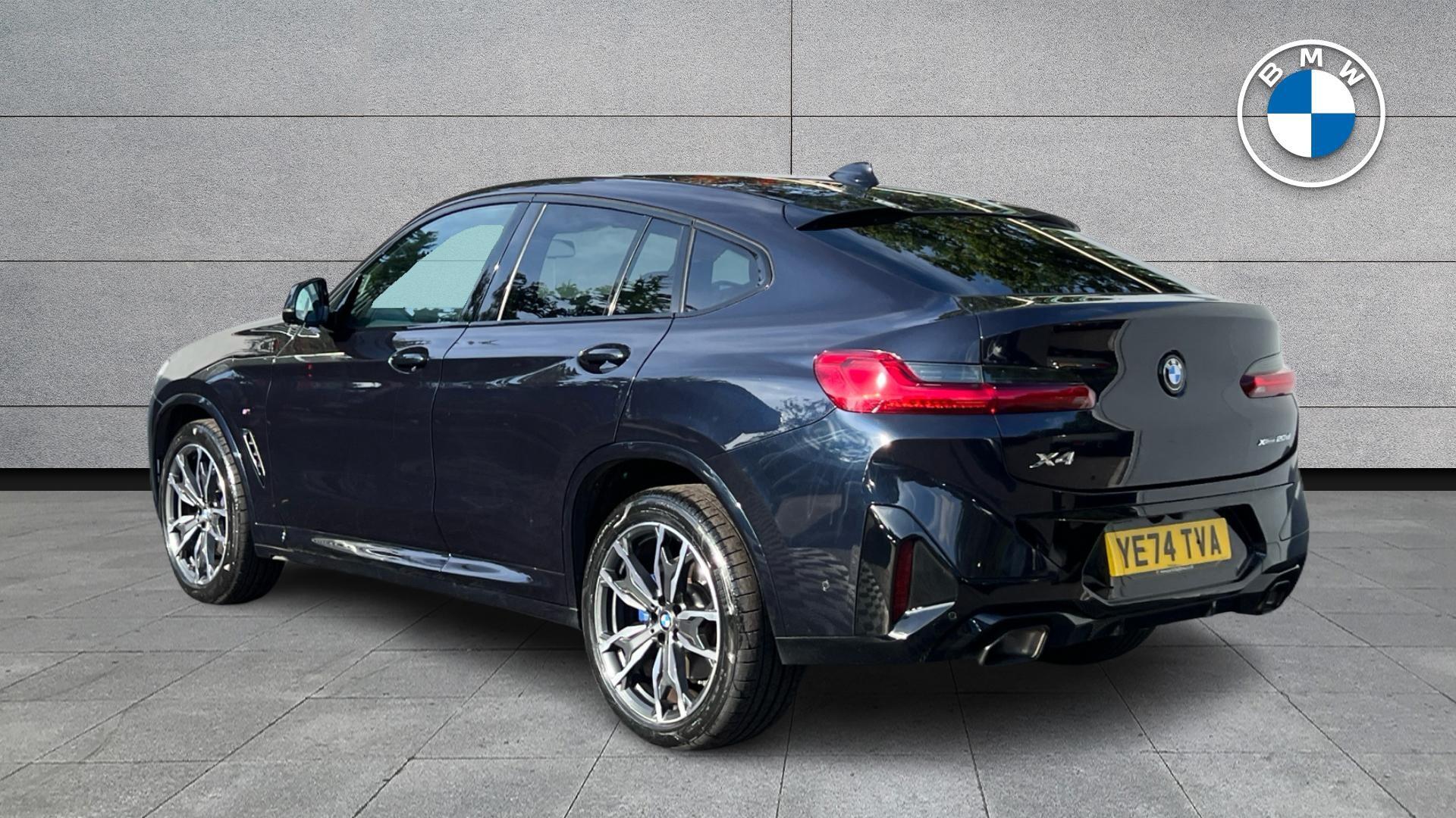 BMW X4 view 2