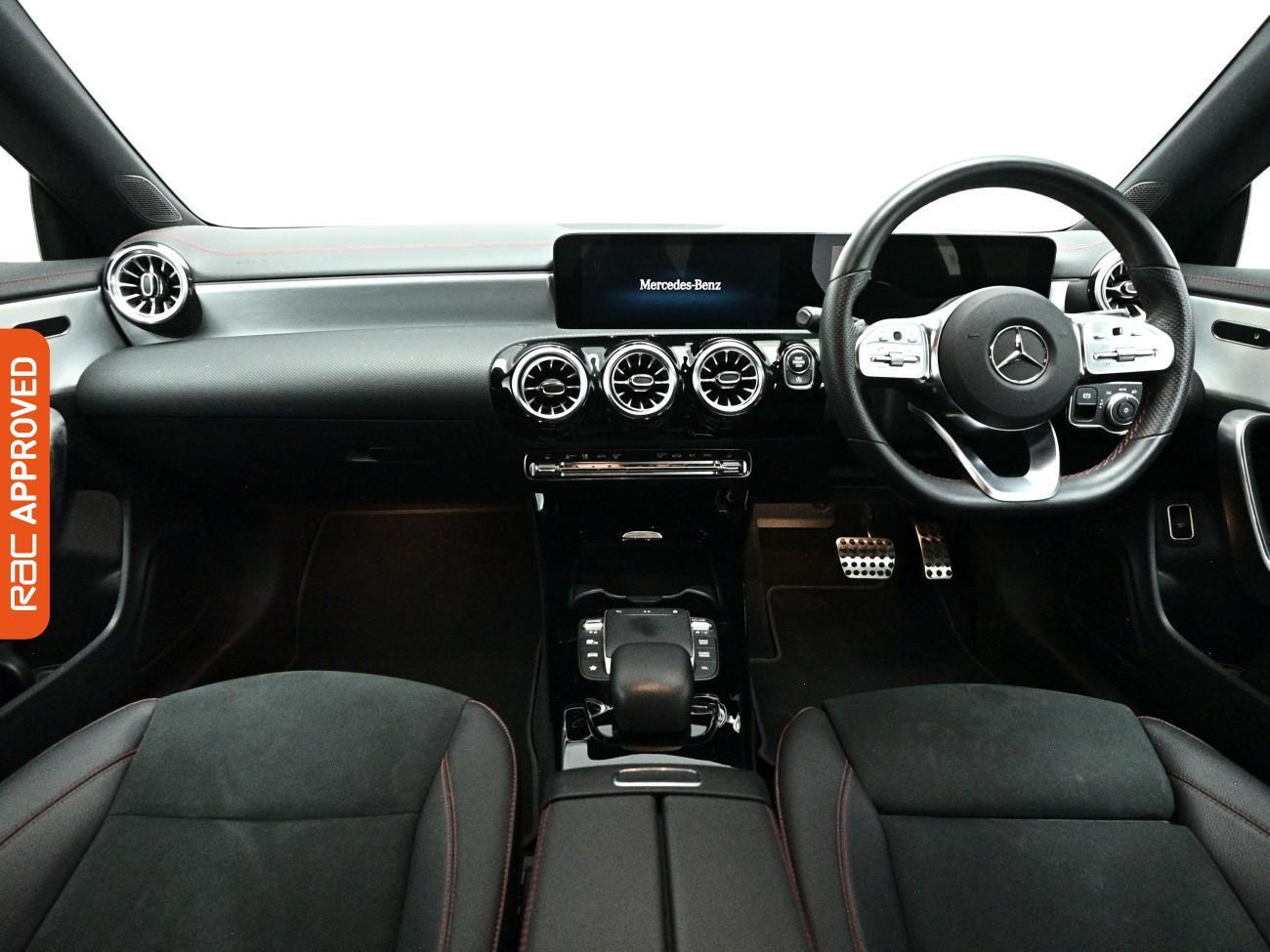 Mercedes-Benz Cla view 2