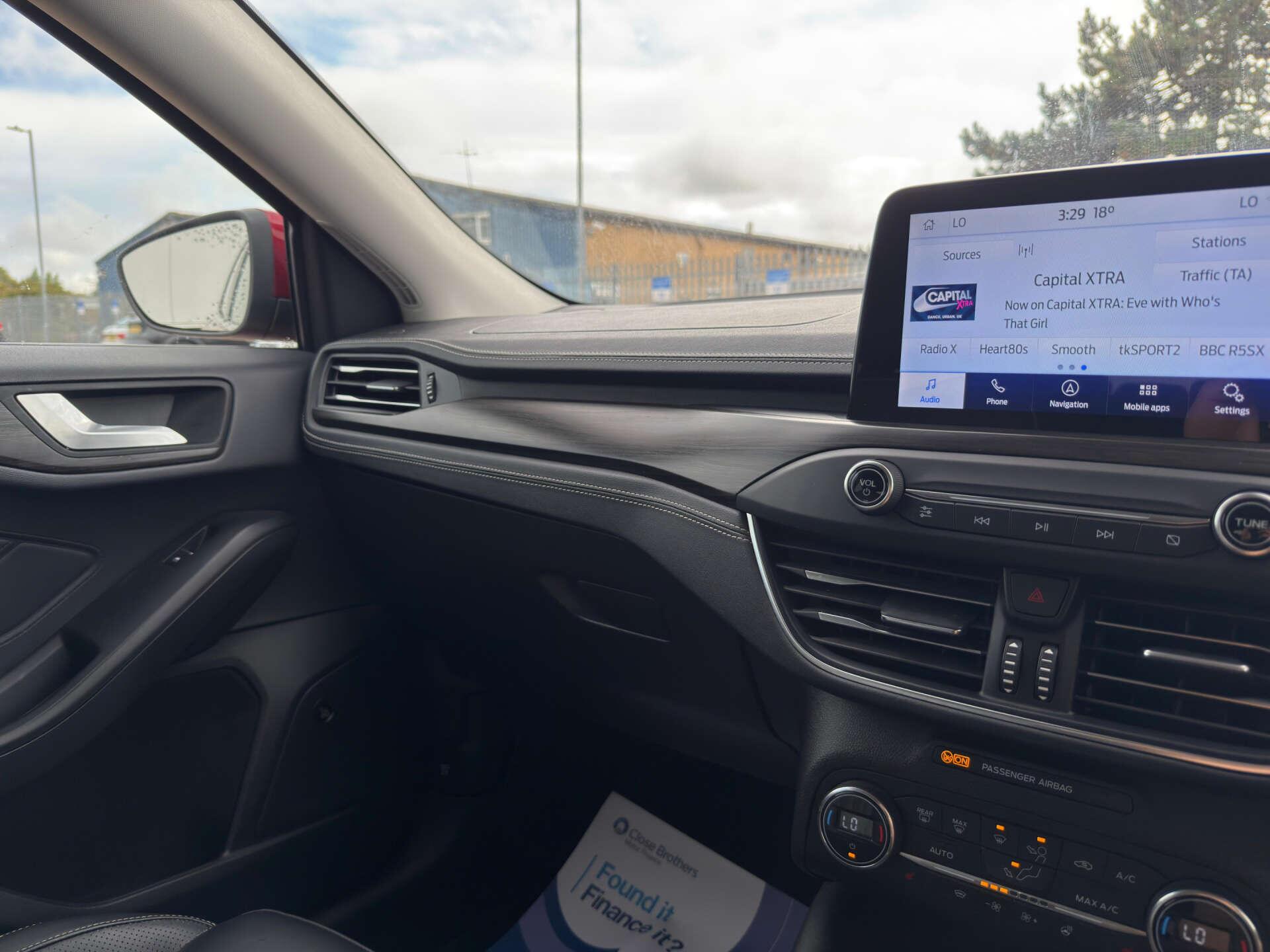 Ford Focus view 56
